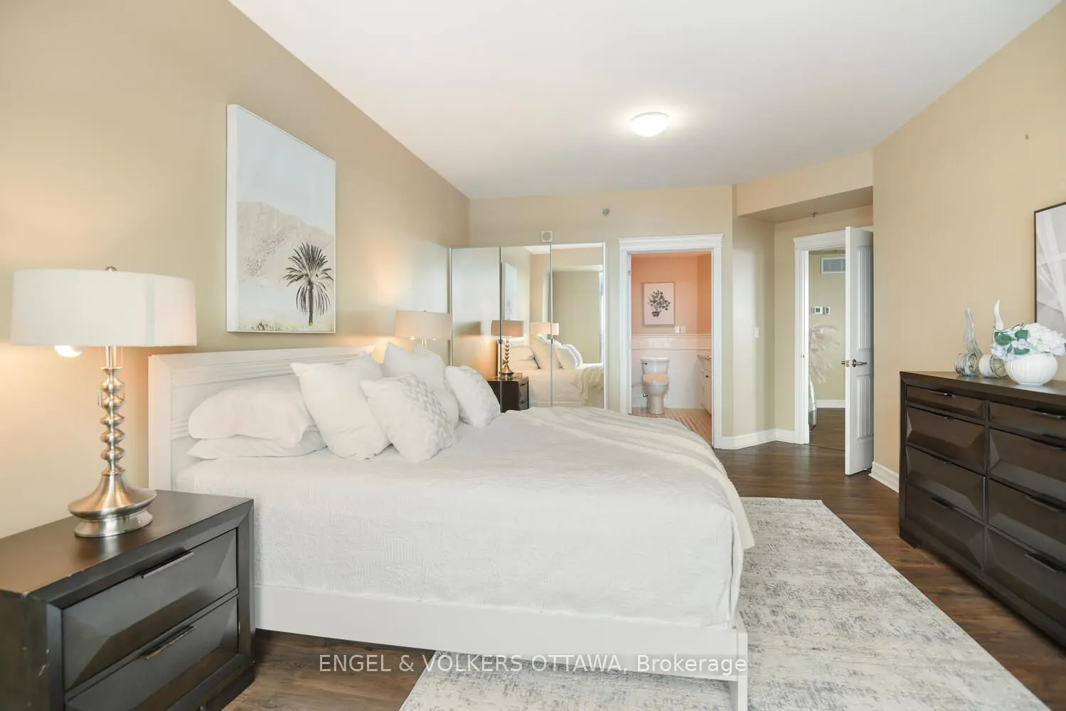 15 St Andrew Street, #1504