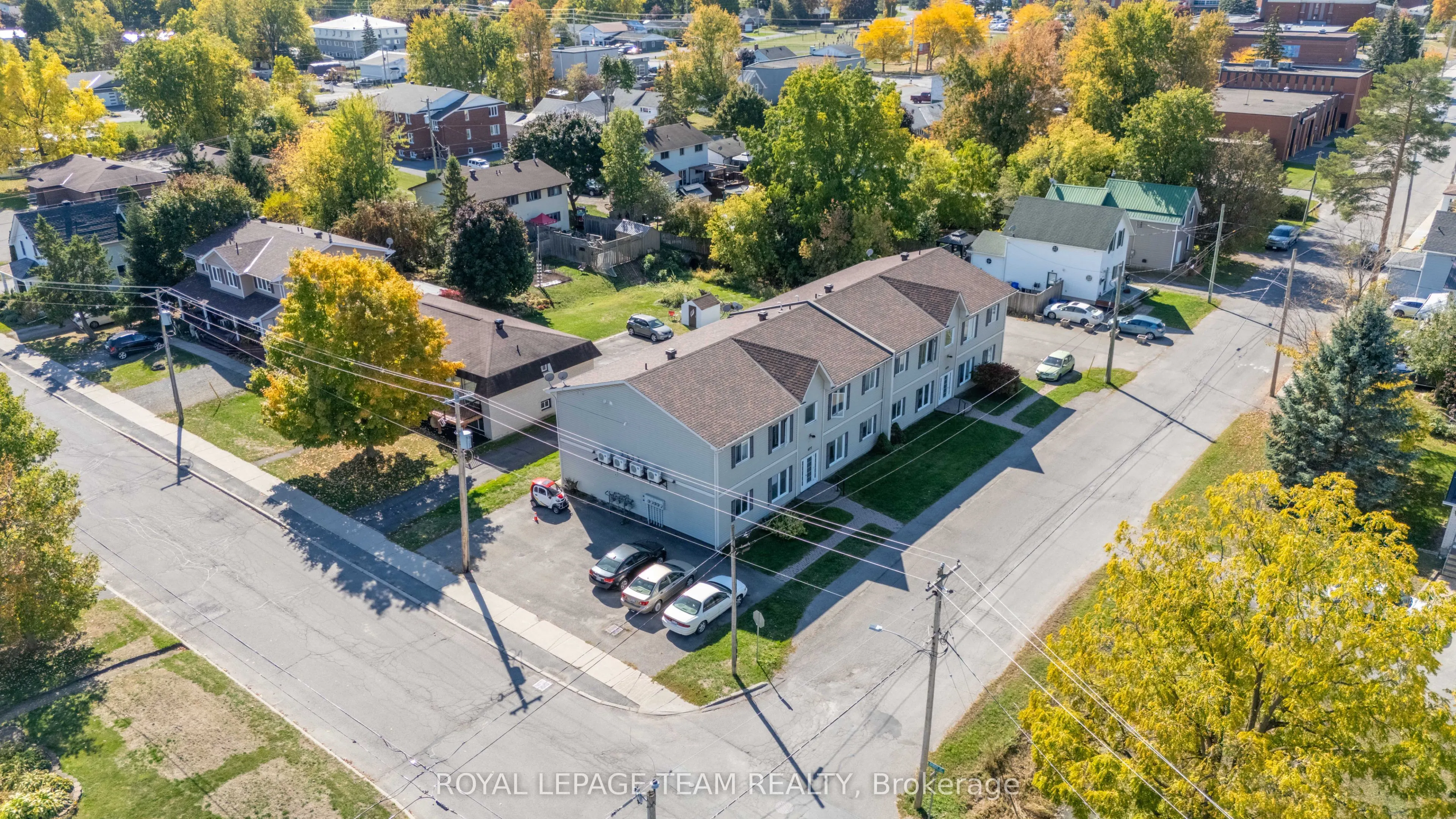 477 Clarence Street
