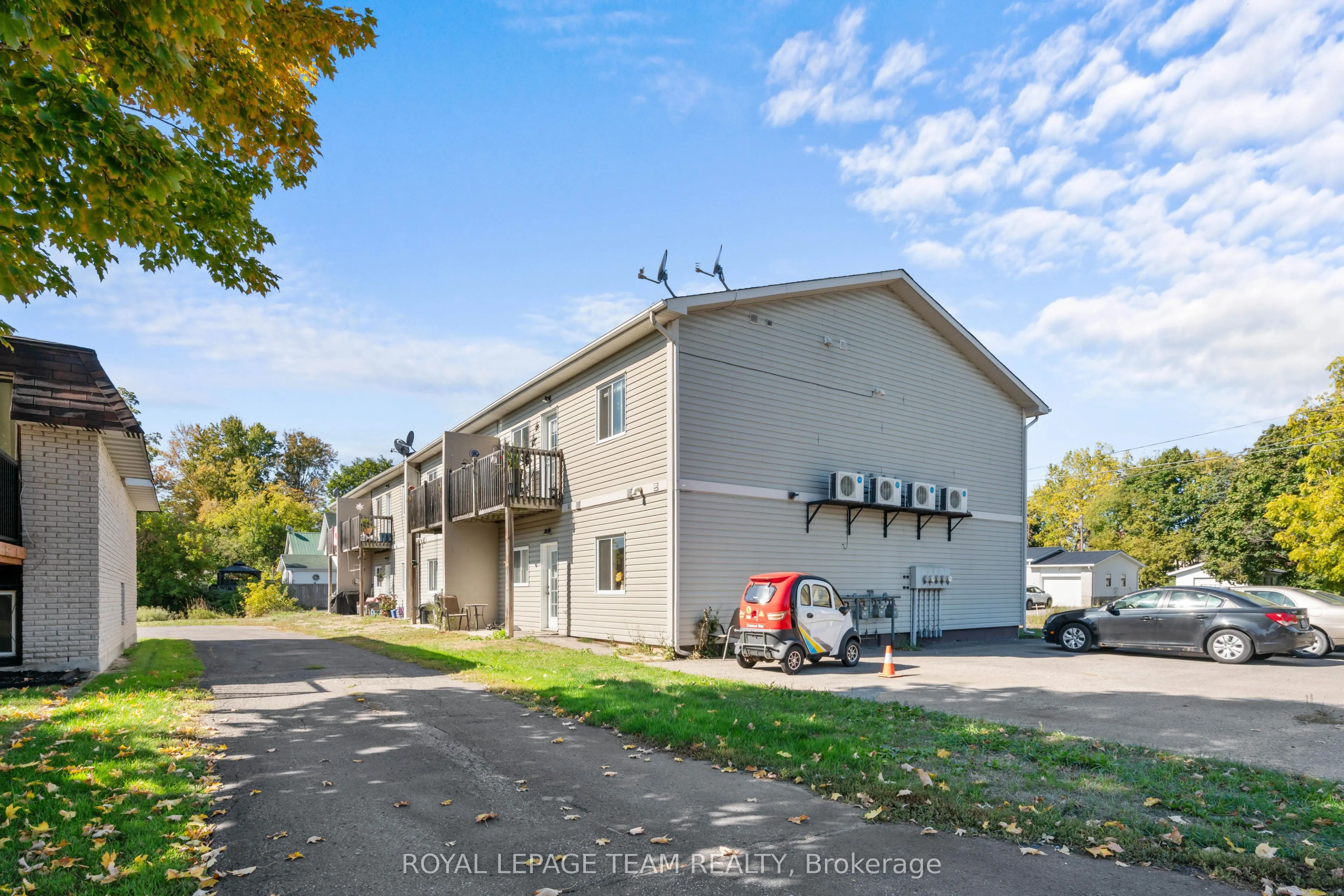479 Clarence Street
