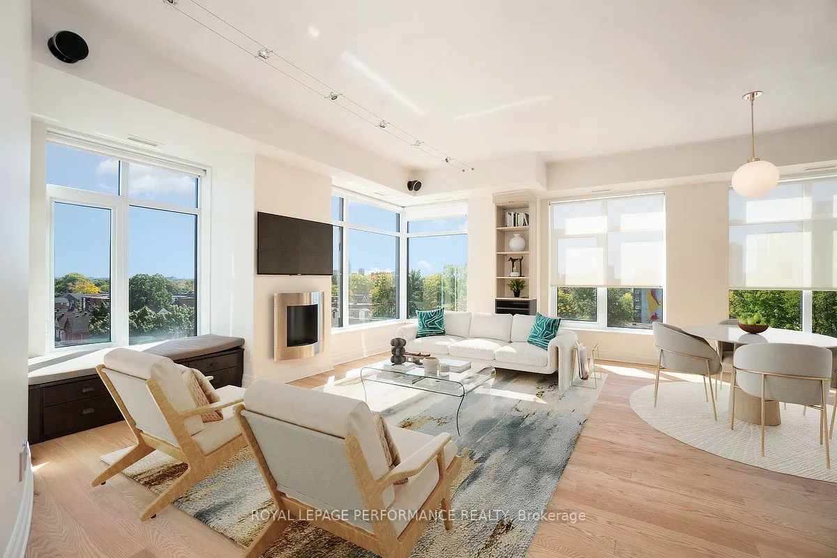 245 Kent Street, #703