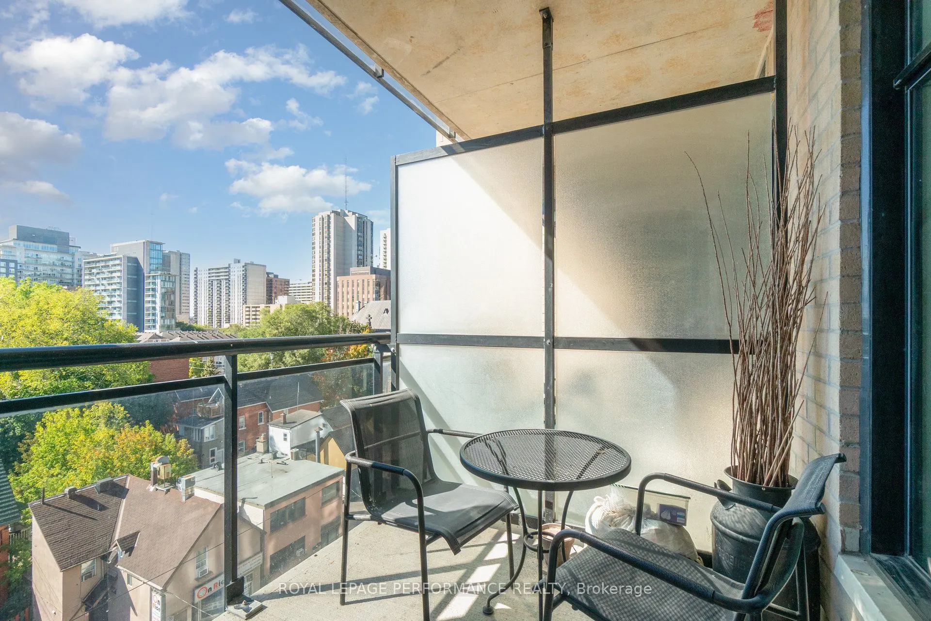 245 Kent Street, #703