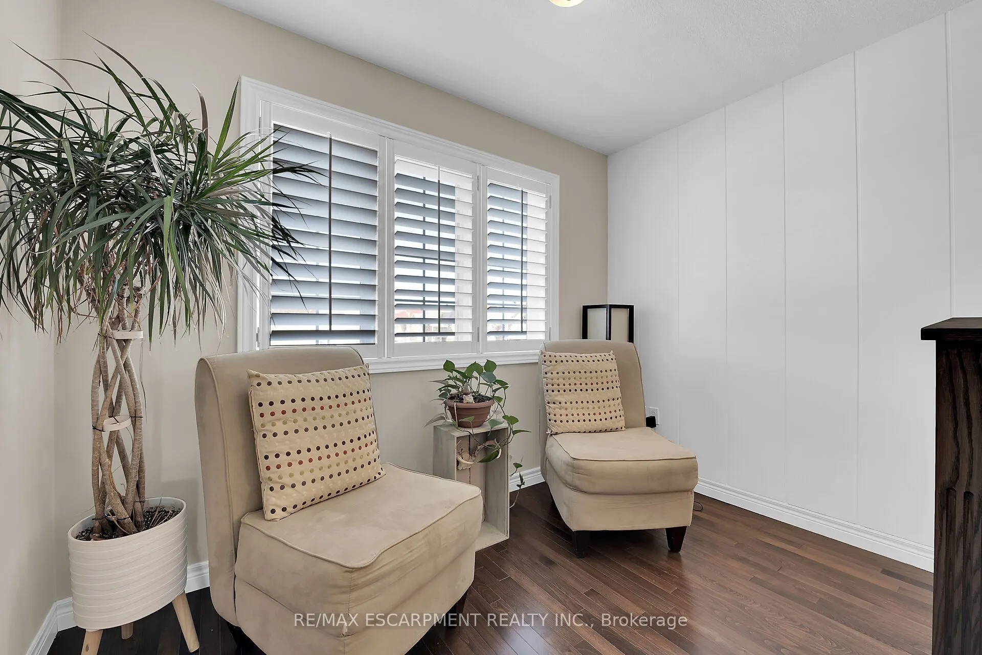 8 Chartwell Circle