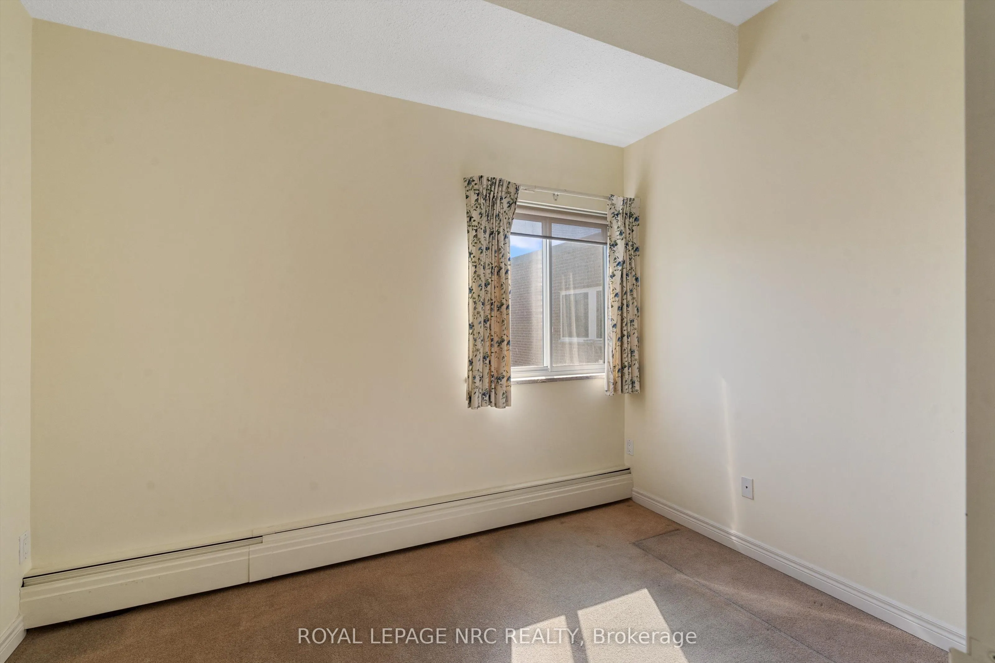196 Scott Street, #513