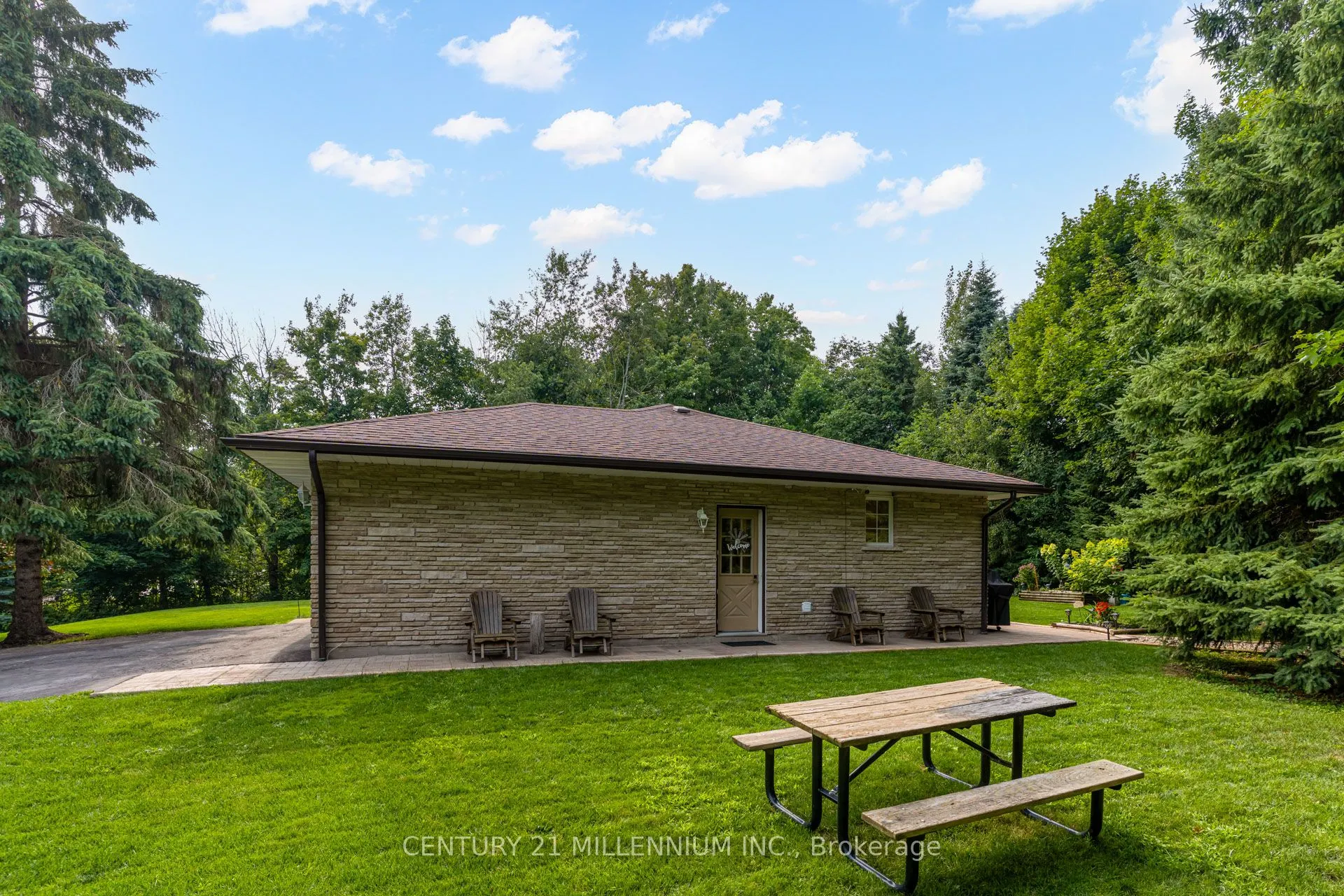 101 Birch Grove
