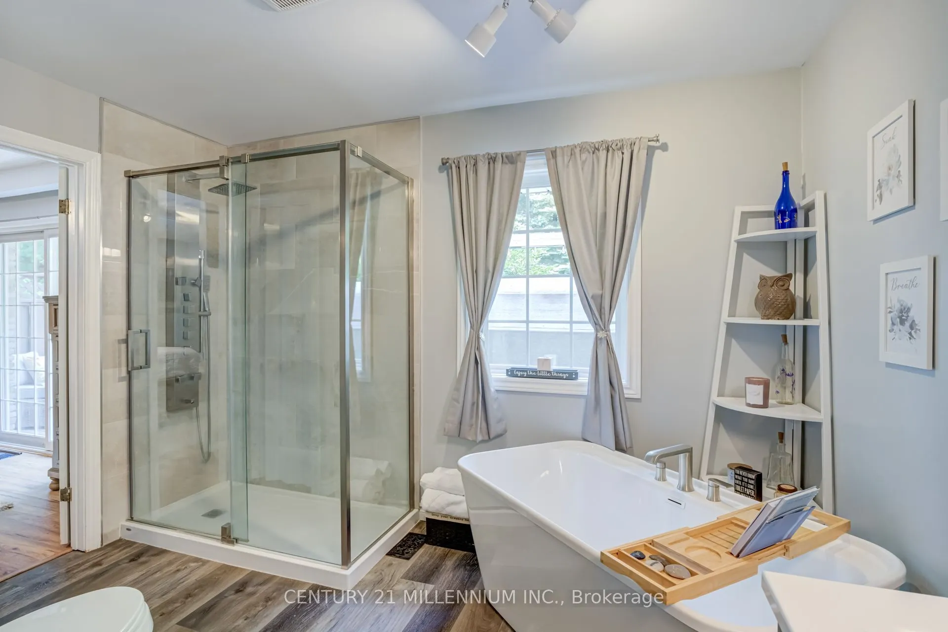 101 Birch Grove