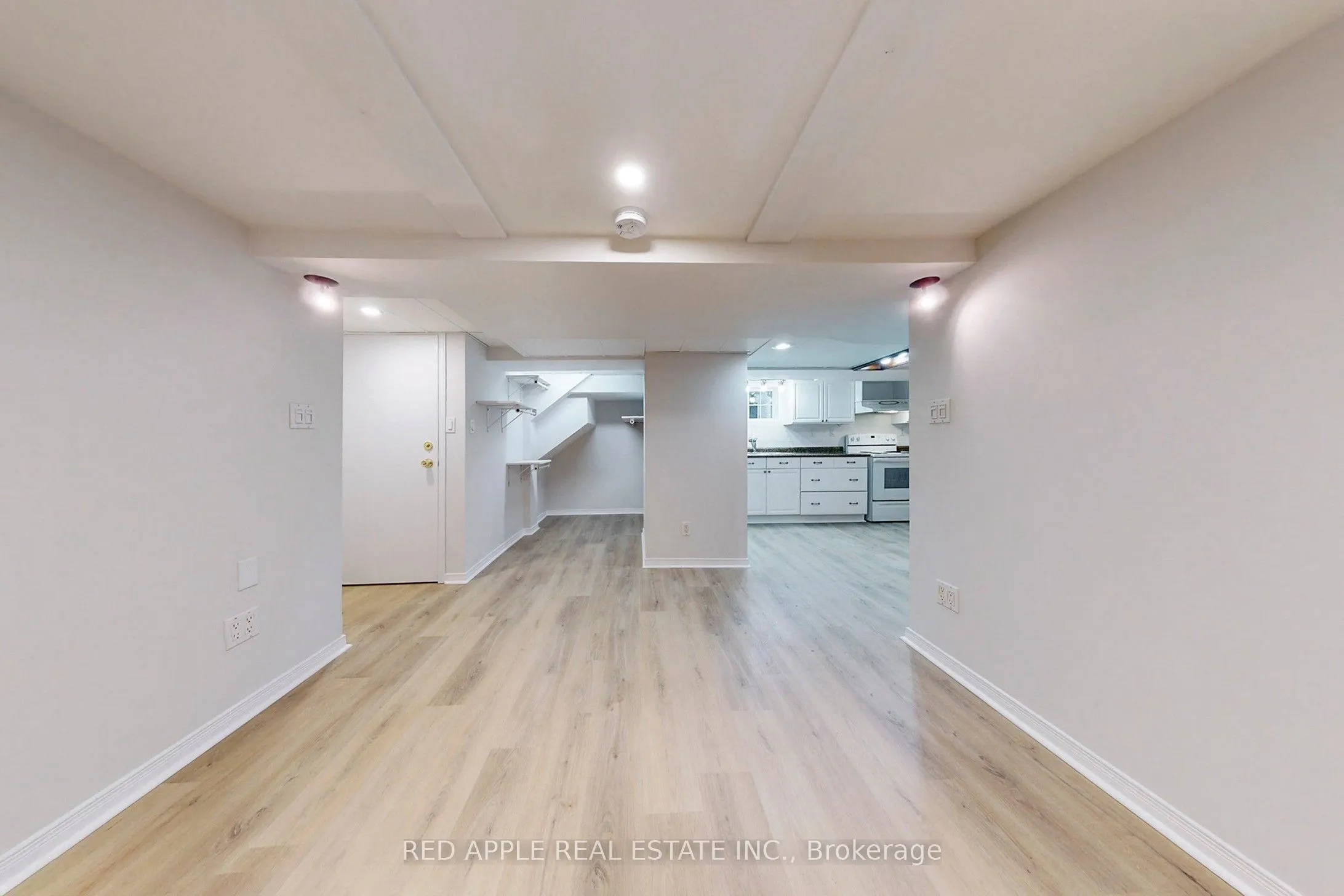 76 West 1st Street, #Lower Level