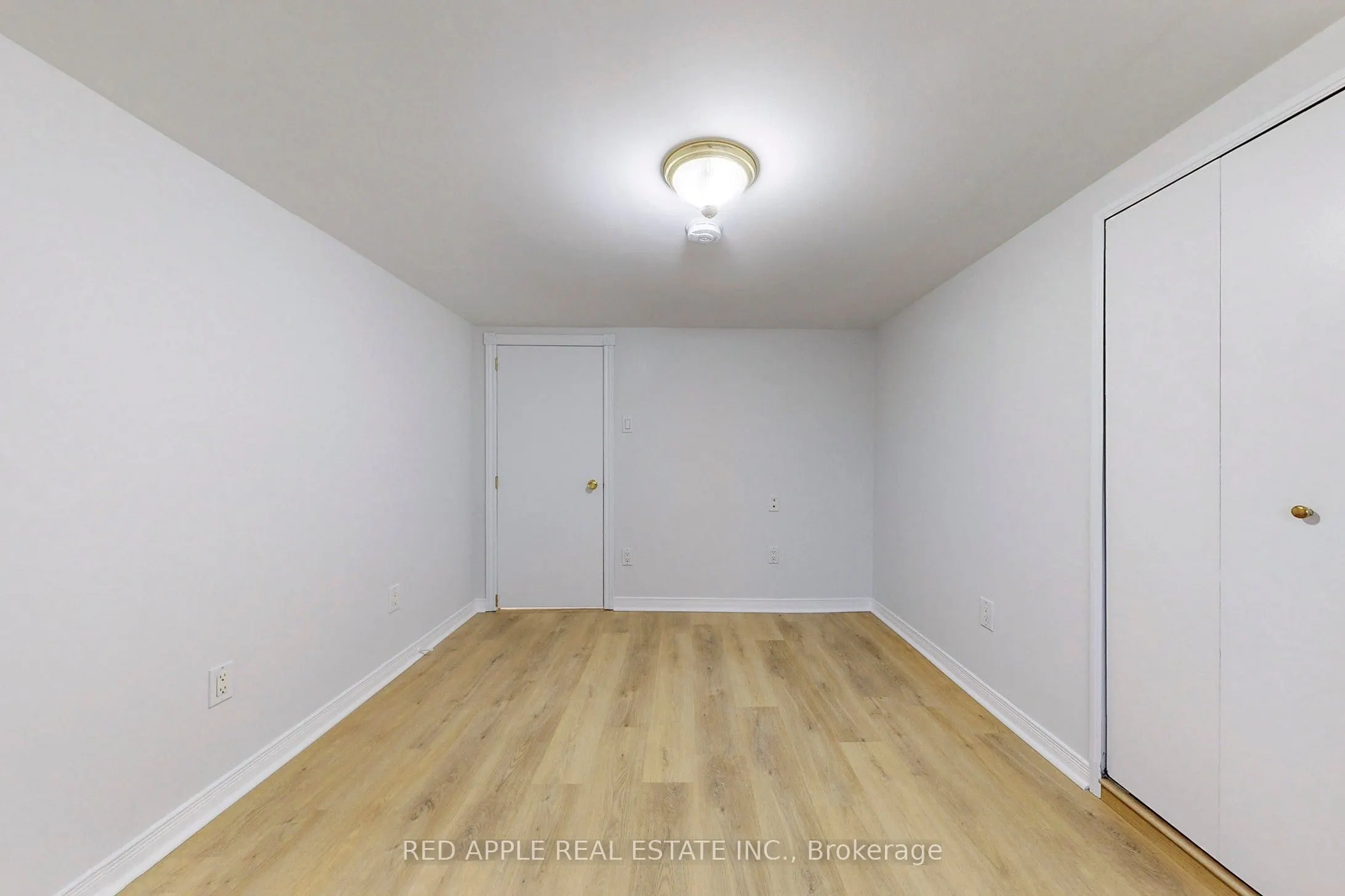 76 West 1st Street, #Lower Level