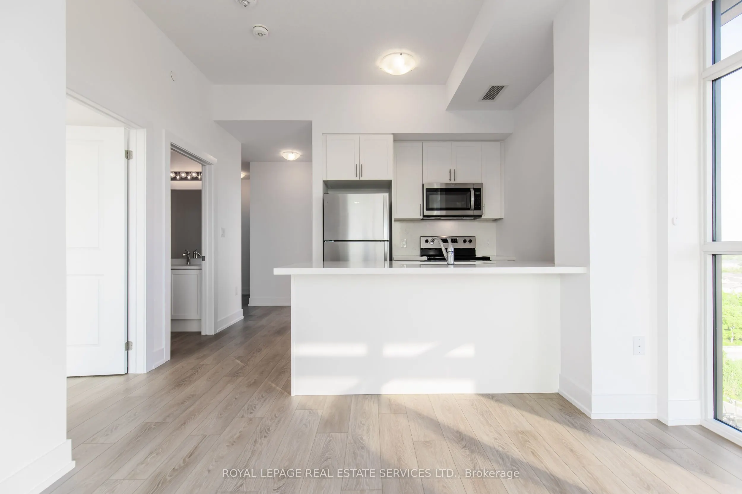470 DUNDAS Street E, #1211