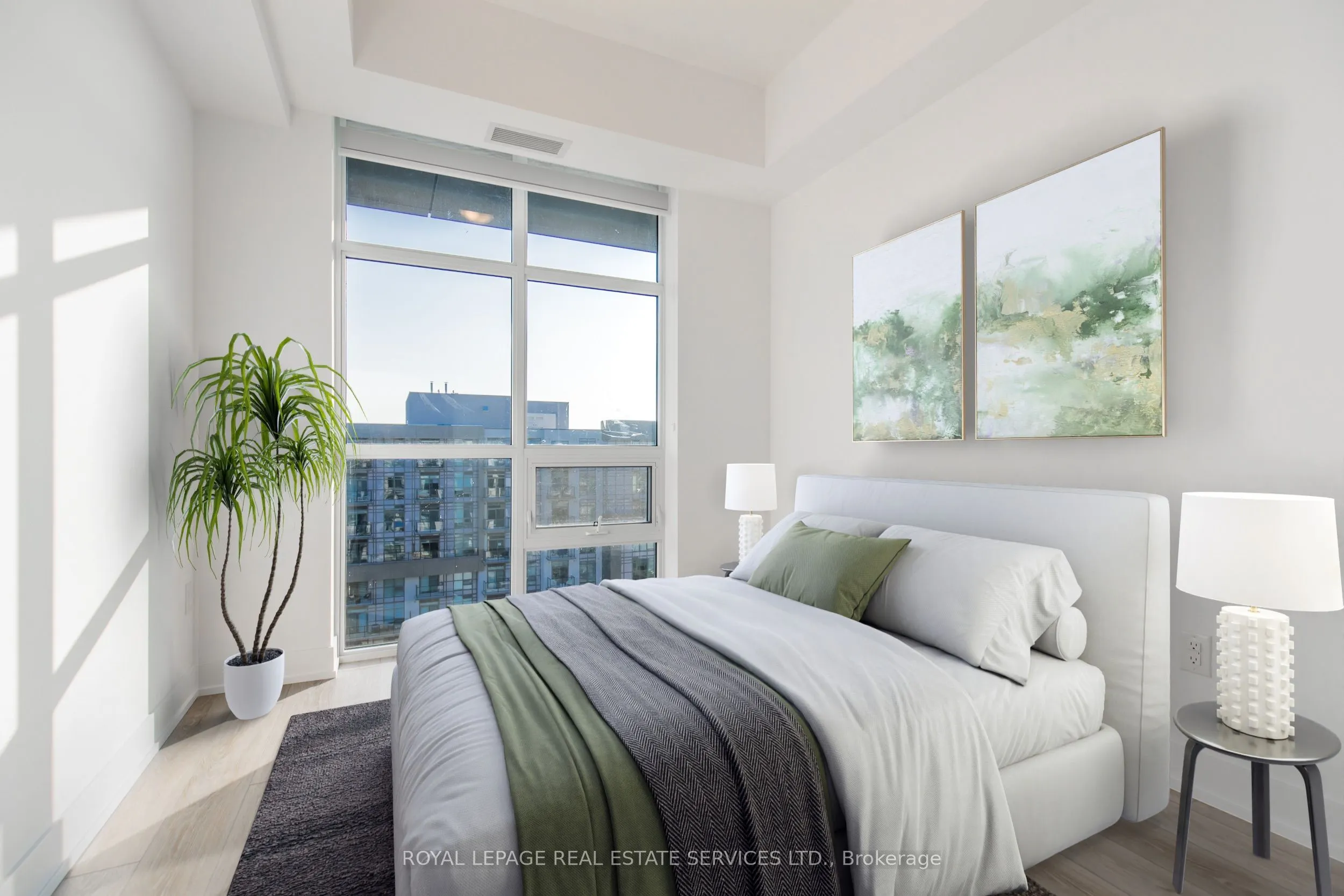 470 DUNDAS Street E, #1211