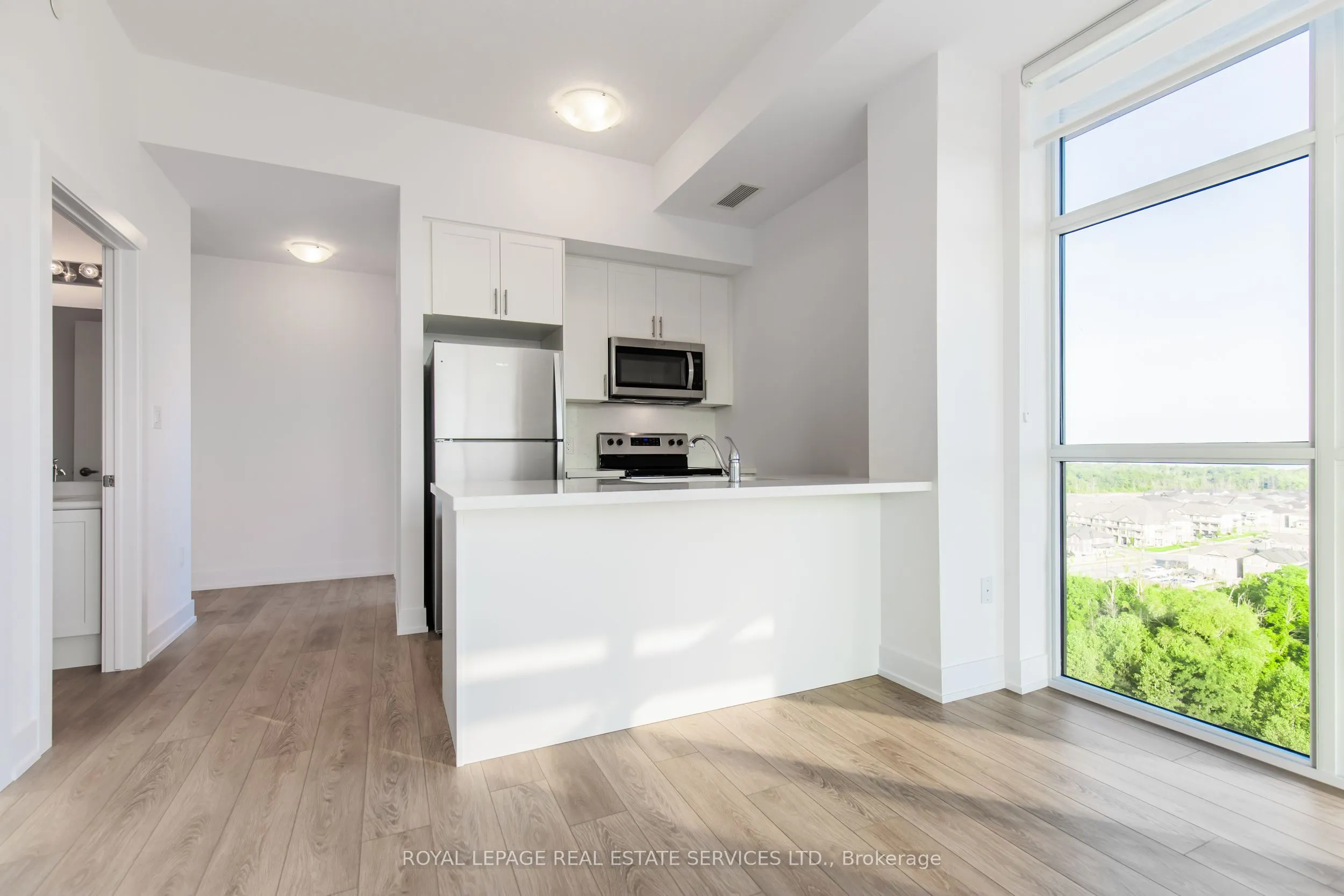 470 DUNDAS Street E, #1211