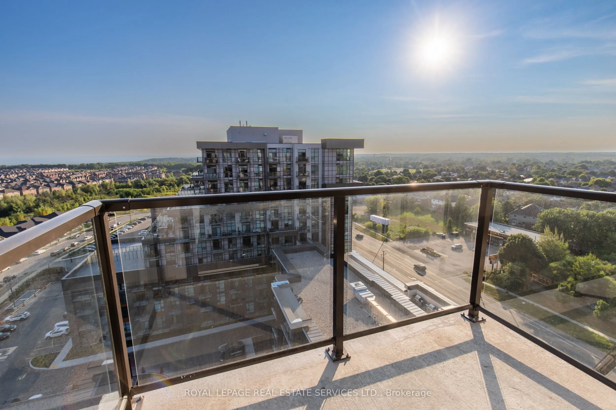 470 DUNDAS Street E, #1211