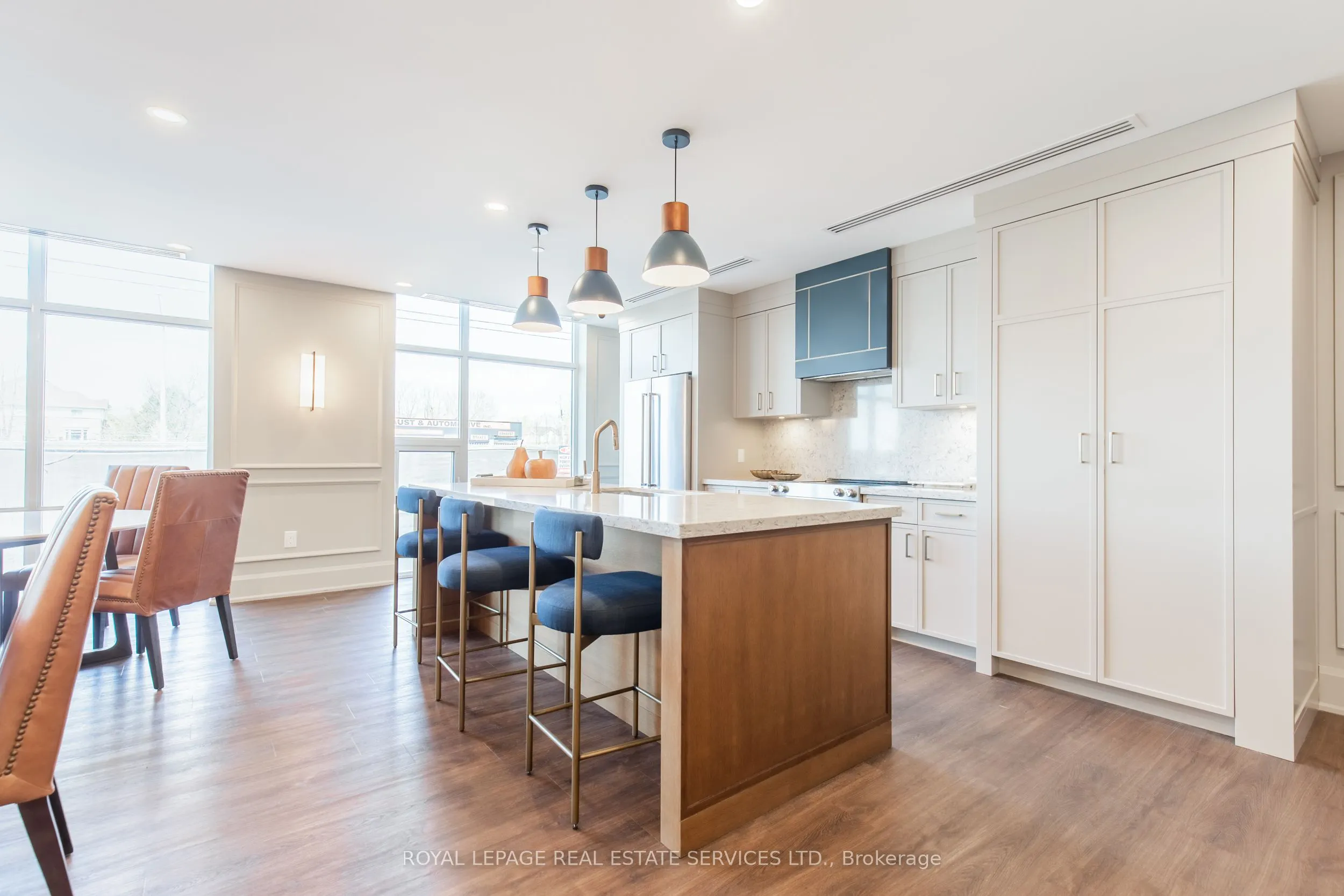 470 DUNDAS Street E, #1211