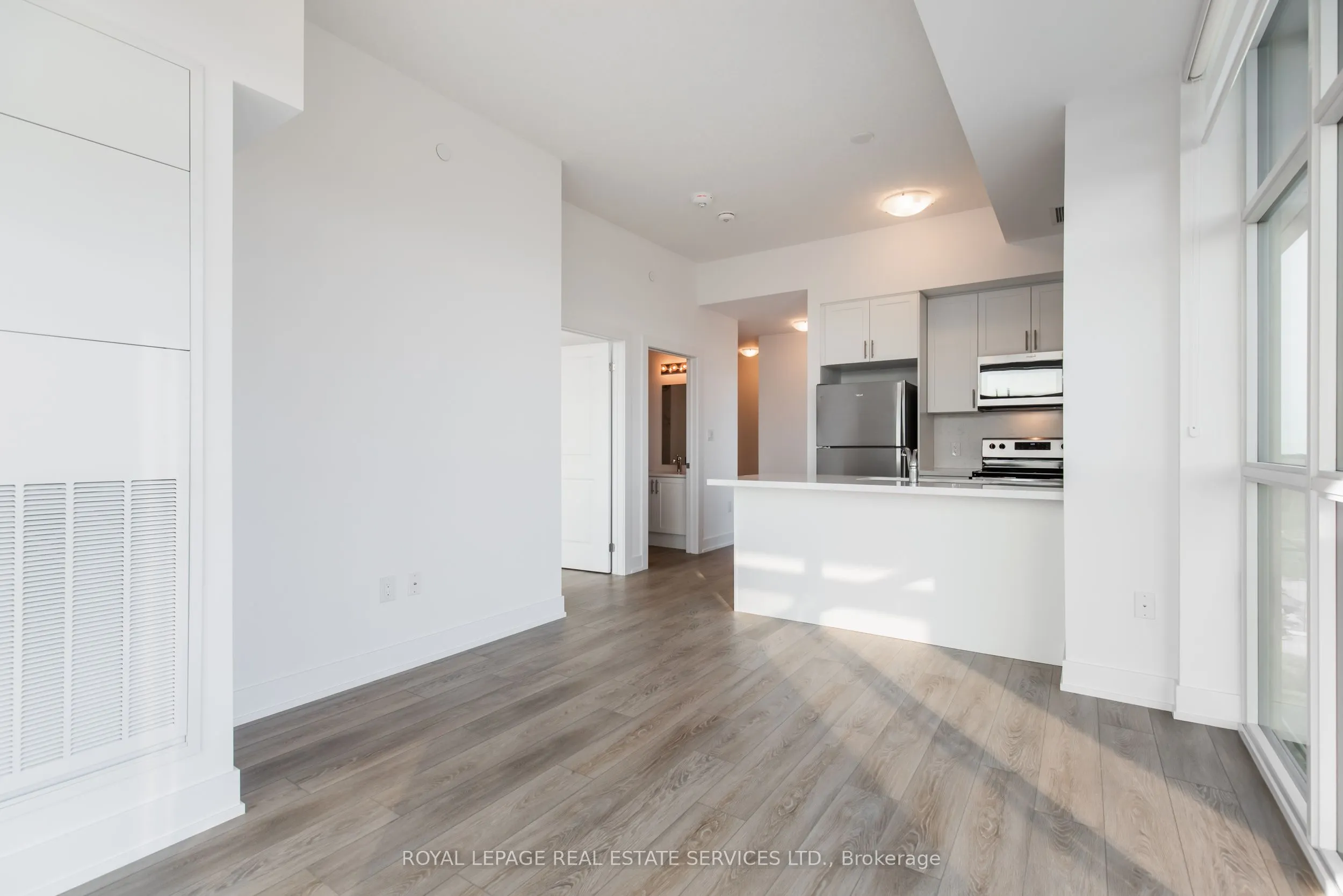 470 DUNDAS Street E, #1211