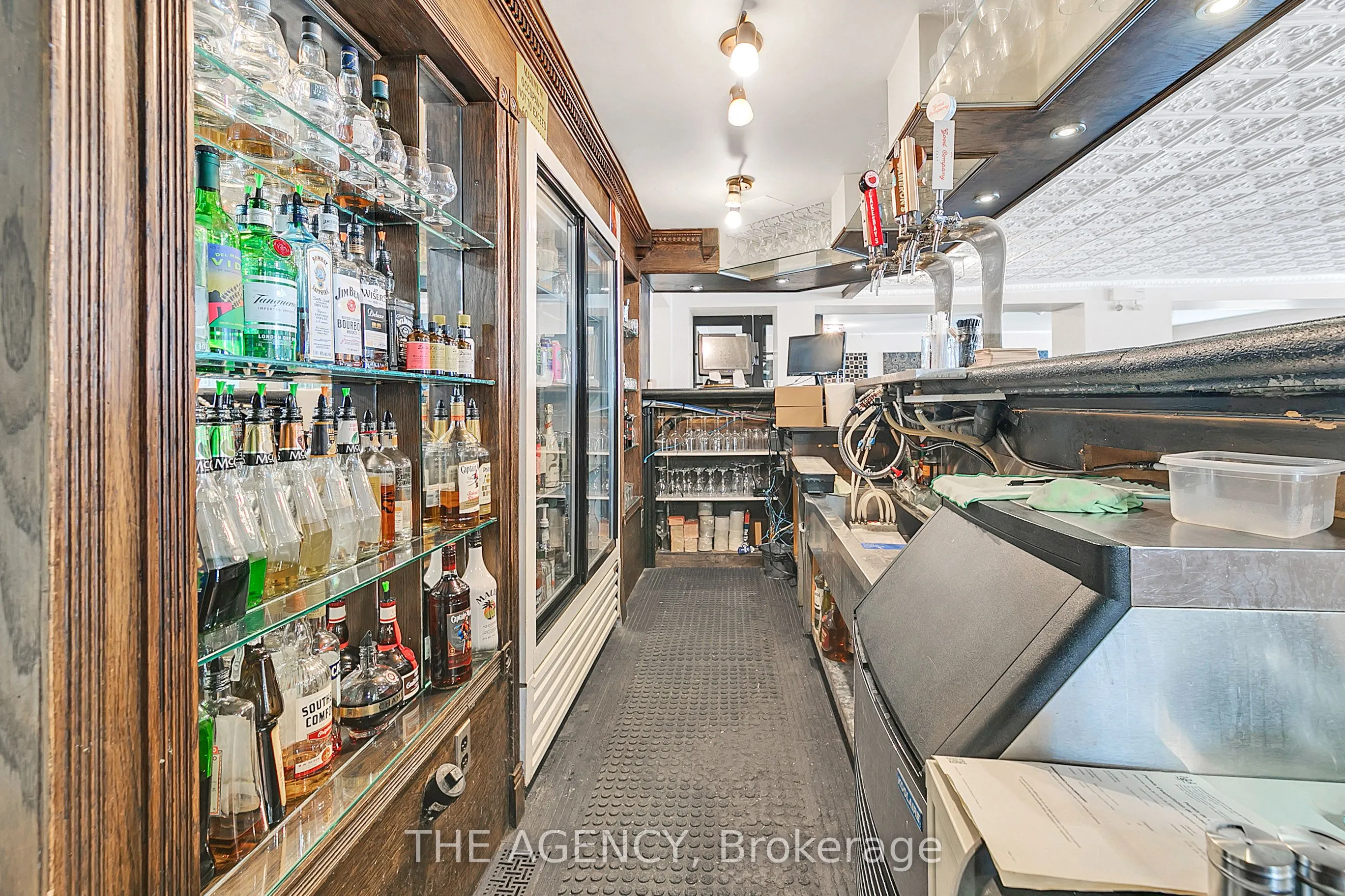 3215 Roseville Road