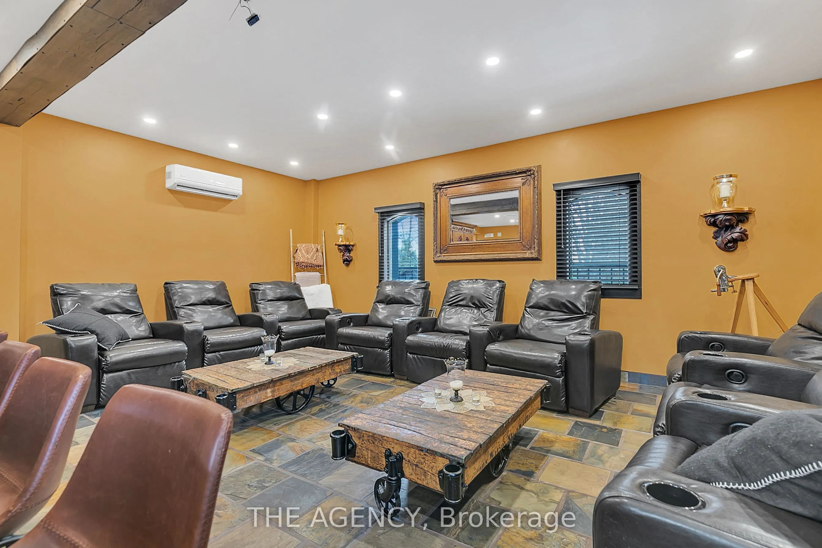 3215 Roseville Road