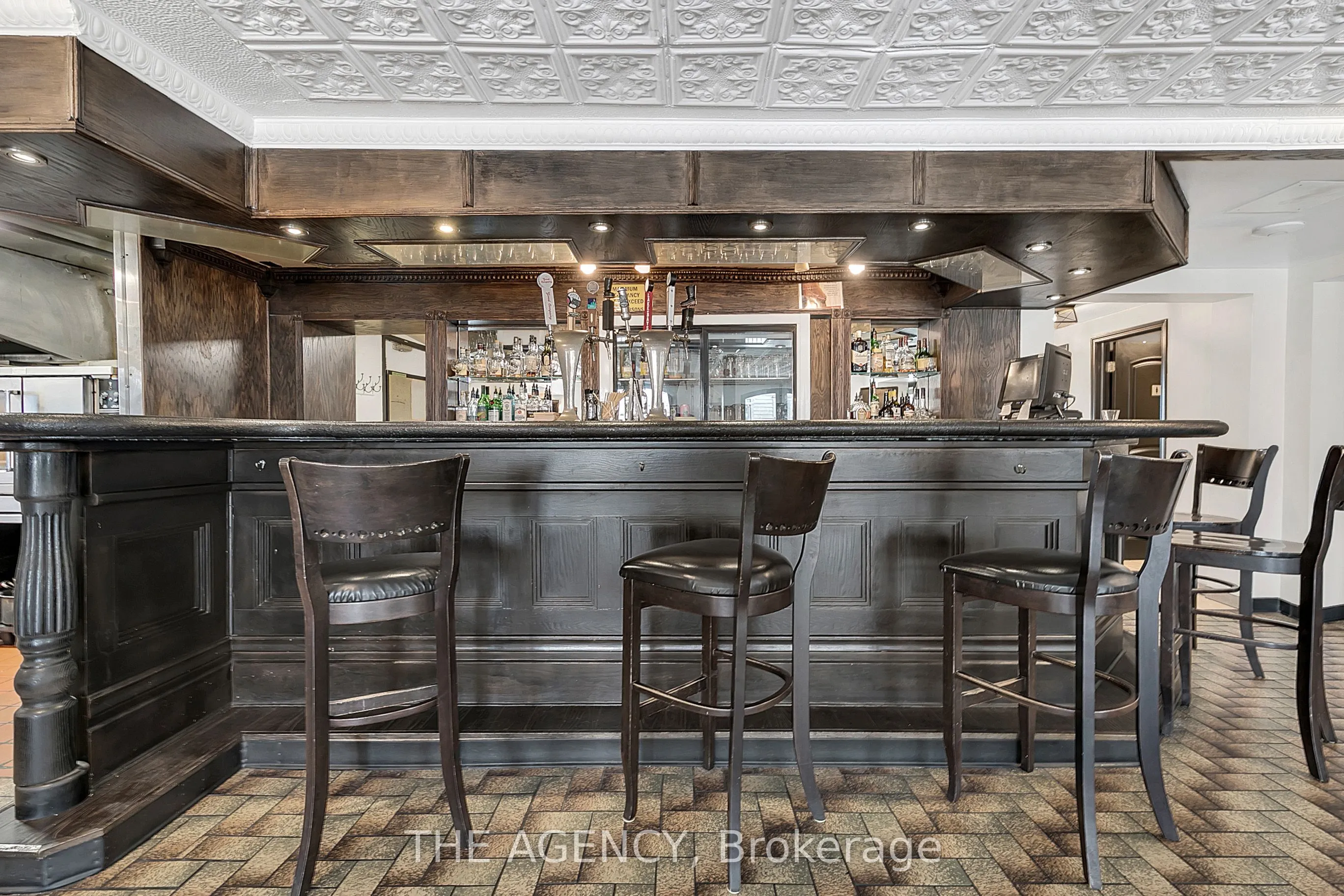 3215 Roseville Road