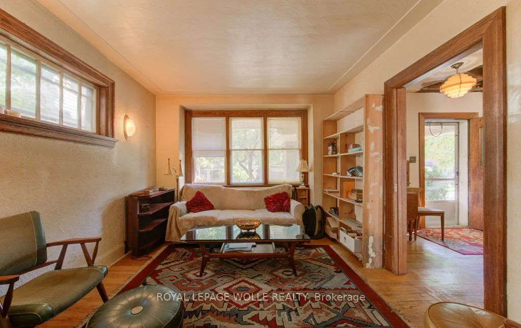 106 Mansion Street