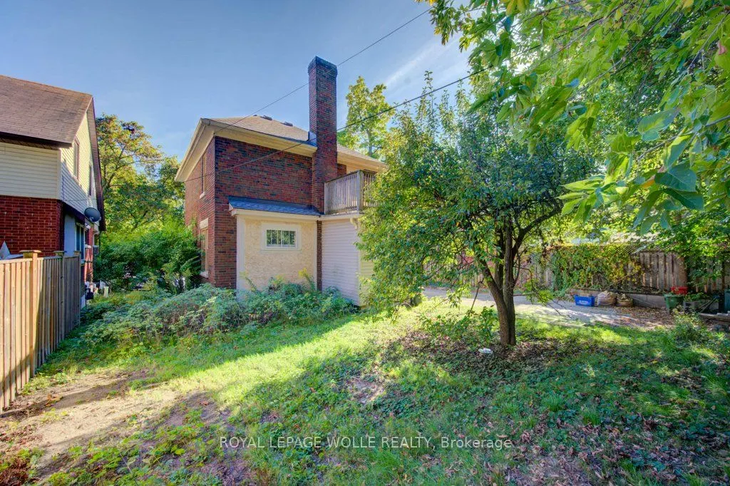 106 Mansion Street