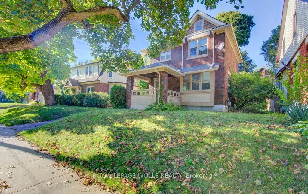 106 Mansion Street