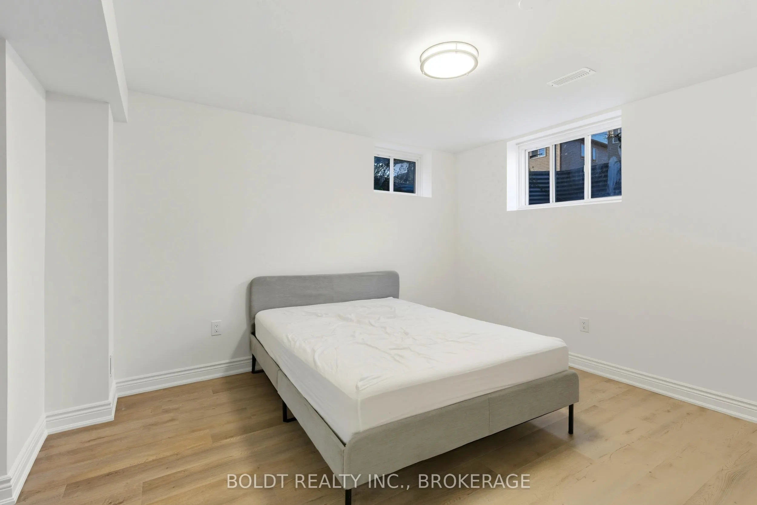 8101 Brookside (LOWER) Drive