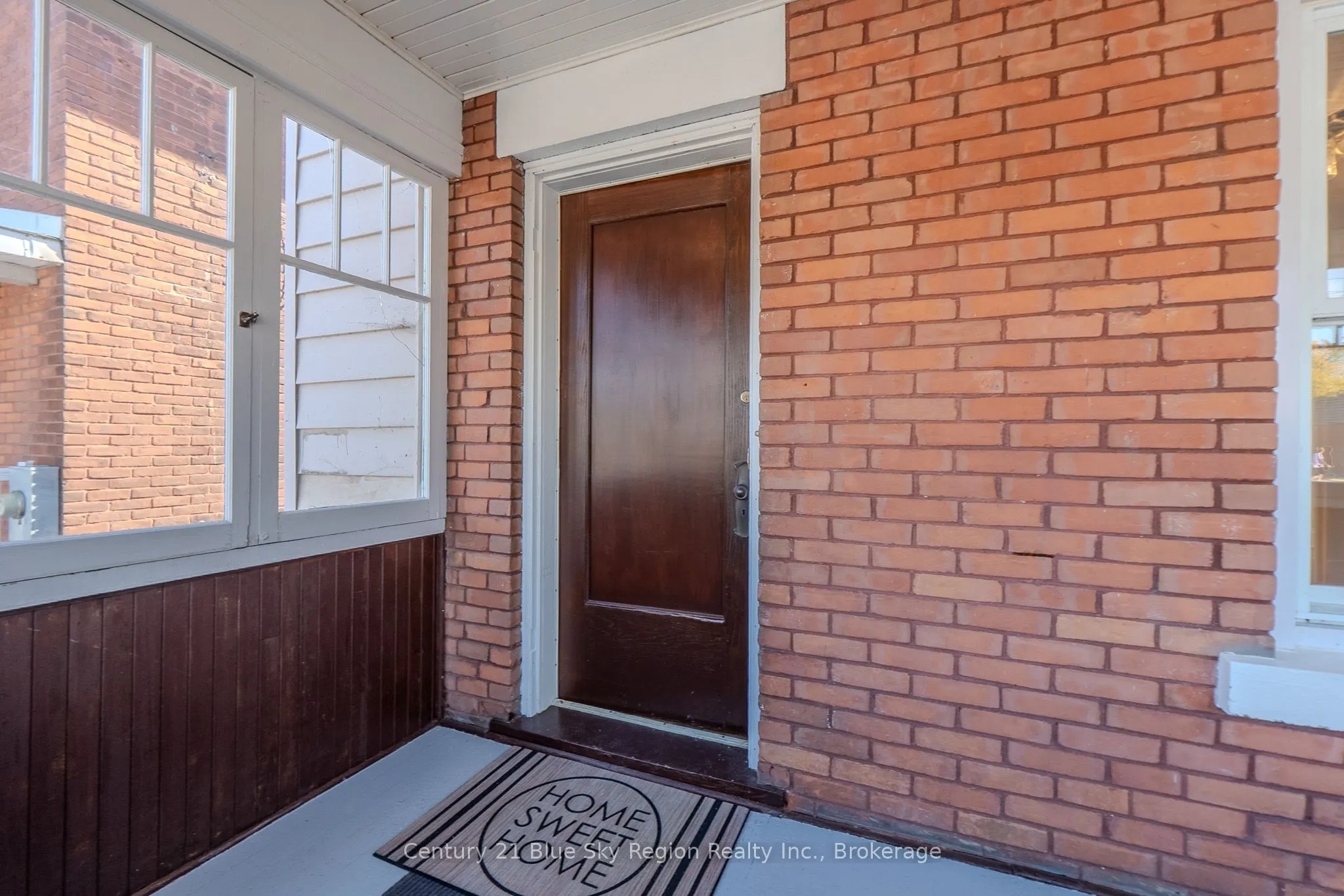 1073 Cassells Street