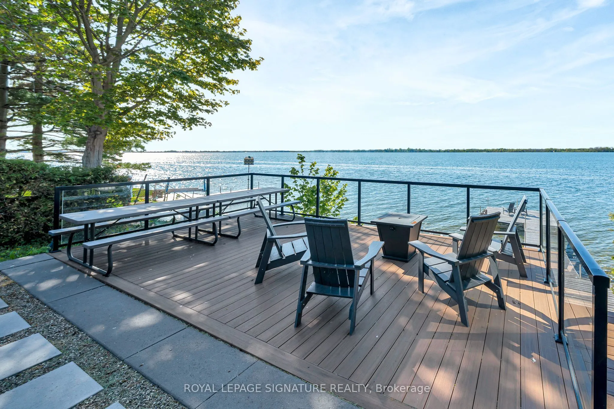 318 Island Road