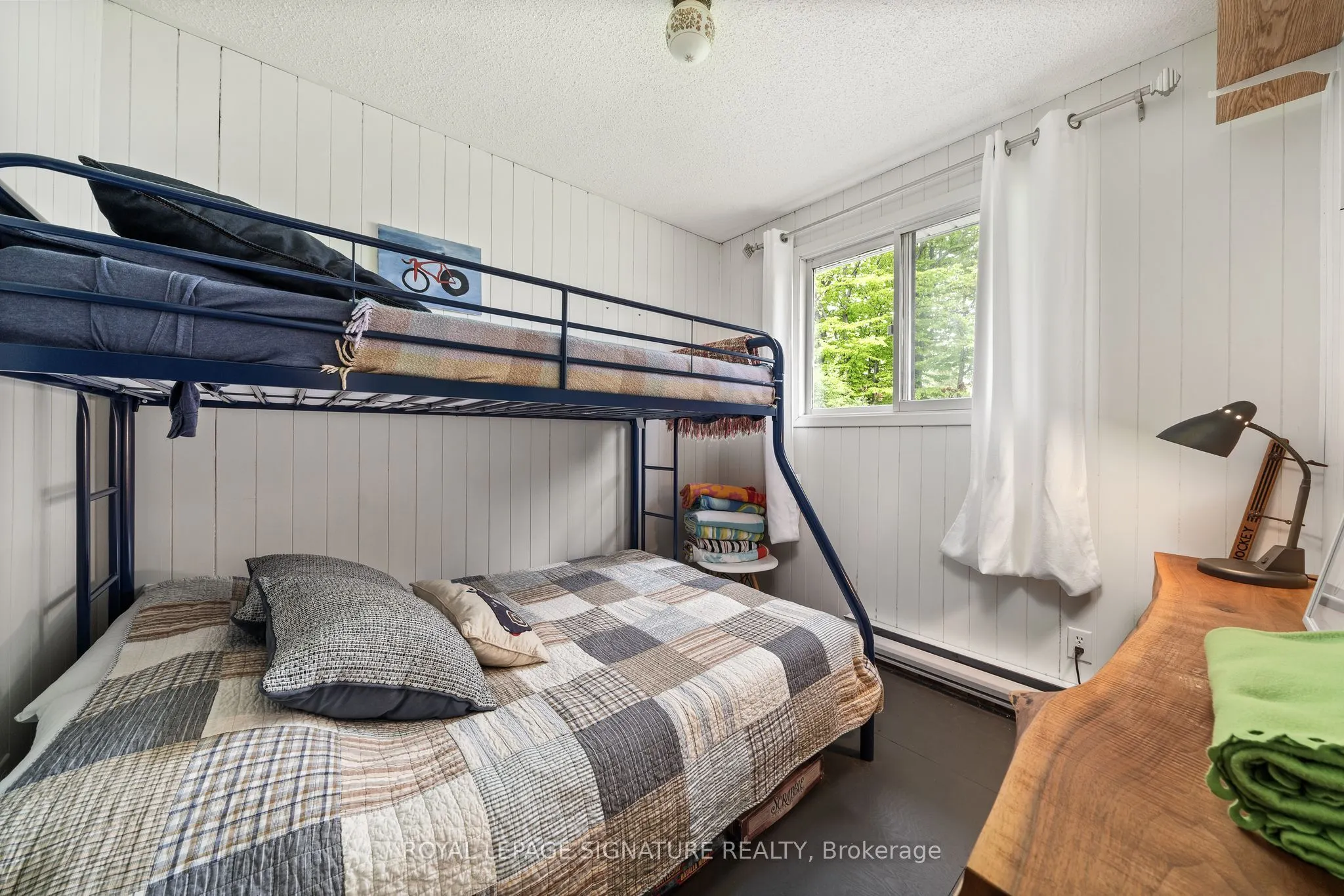 318 Island Road
