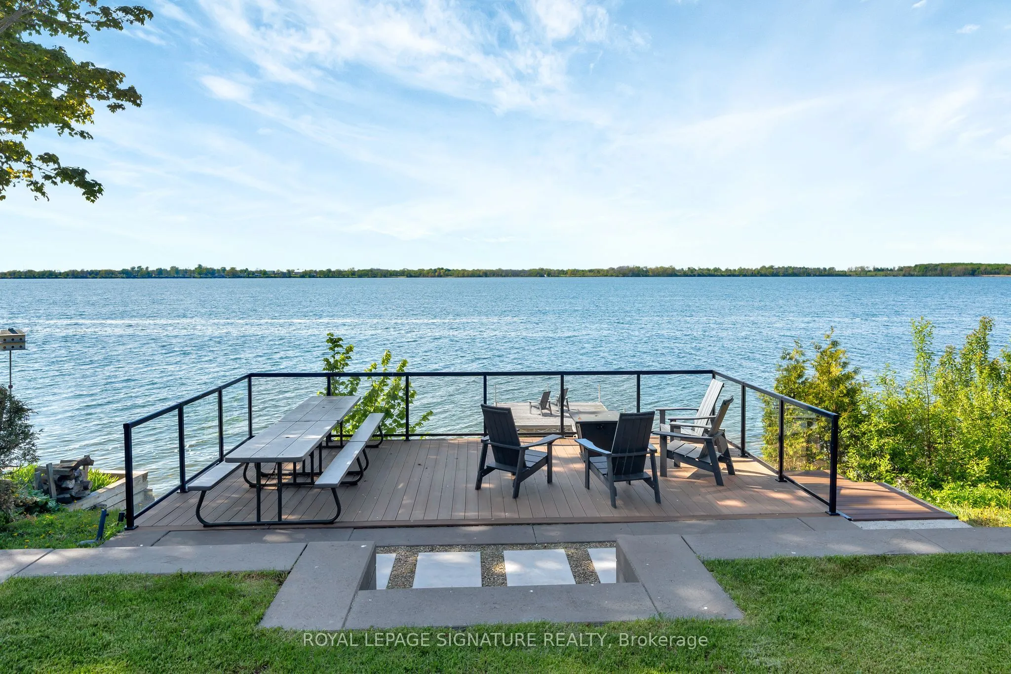 318 Island Road
