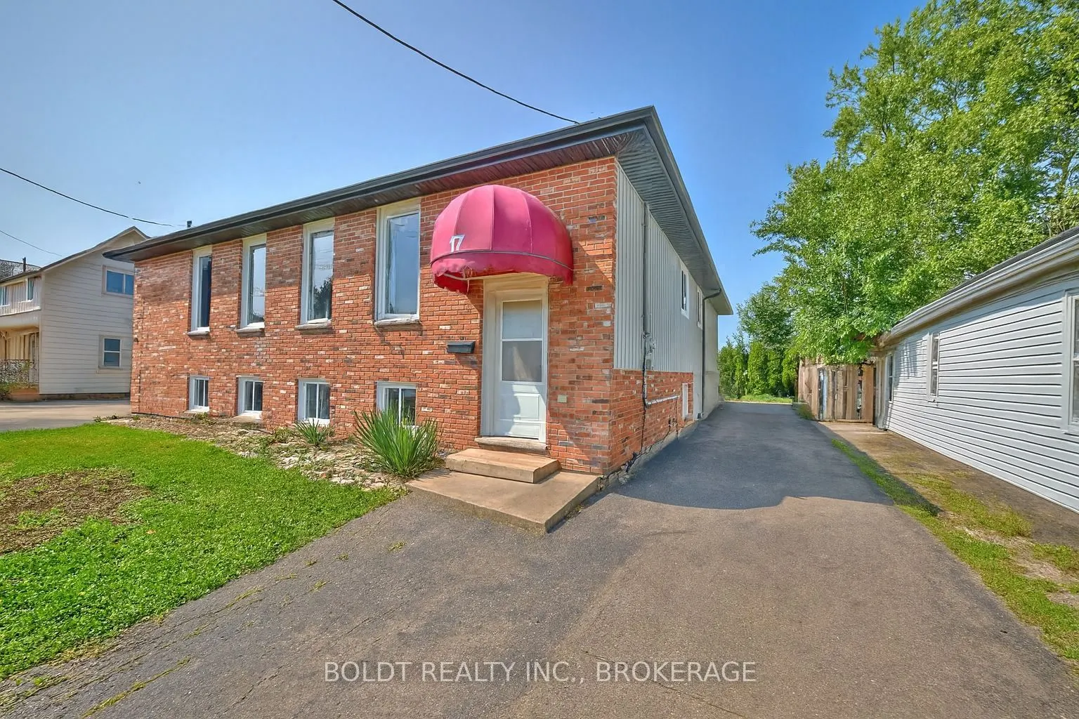17 Colborne Street