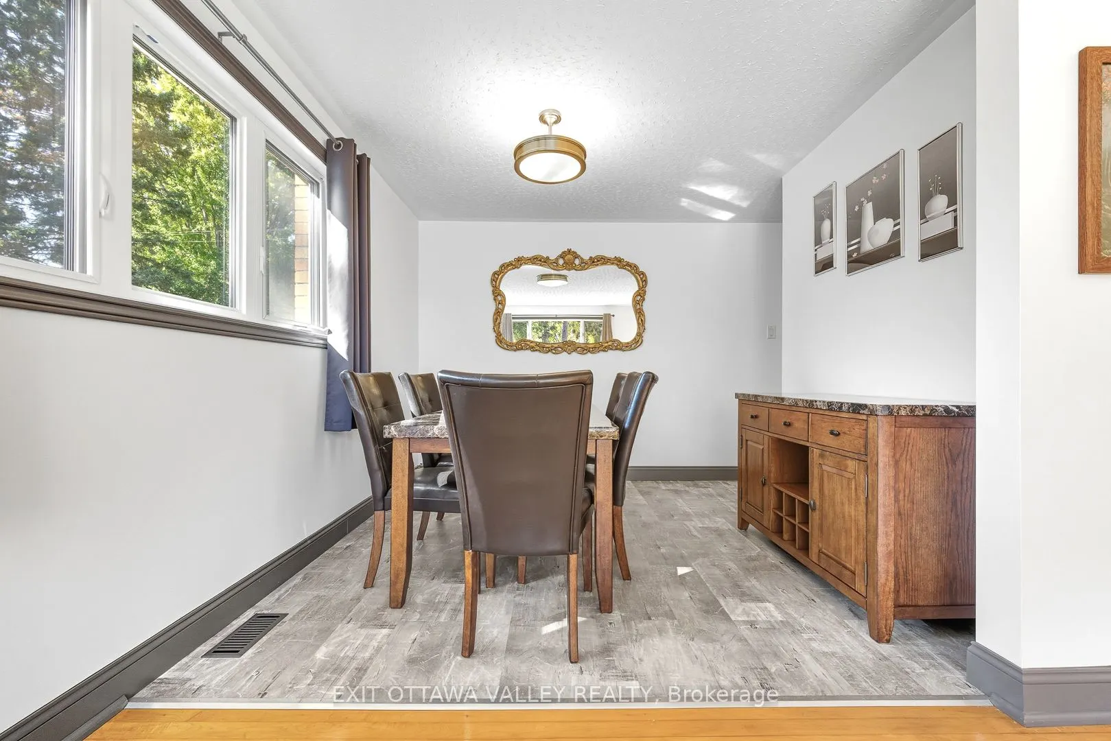 85 Frontenac Crescent