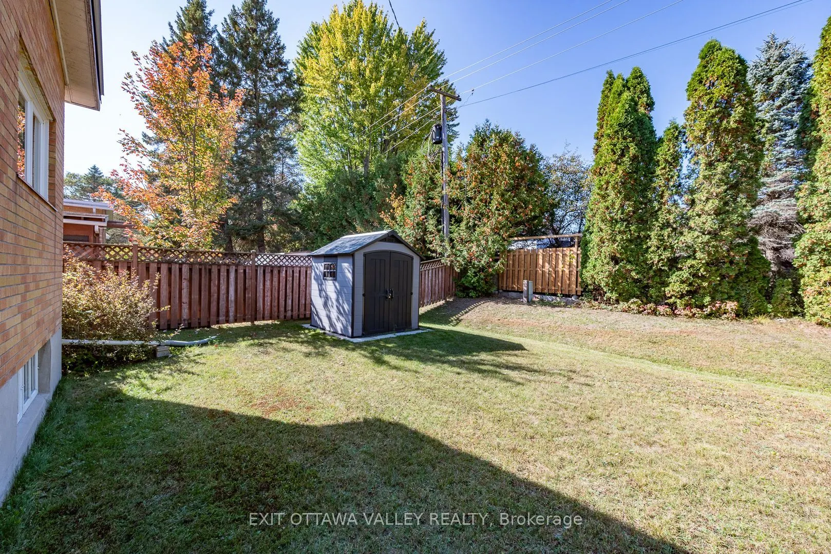 85 Frontenac Crescent