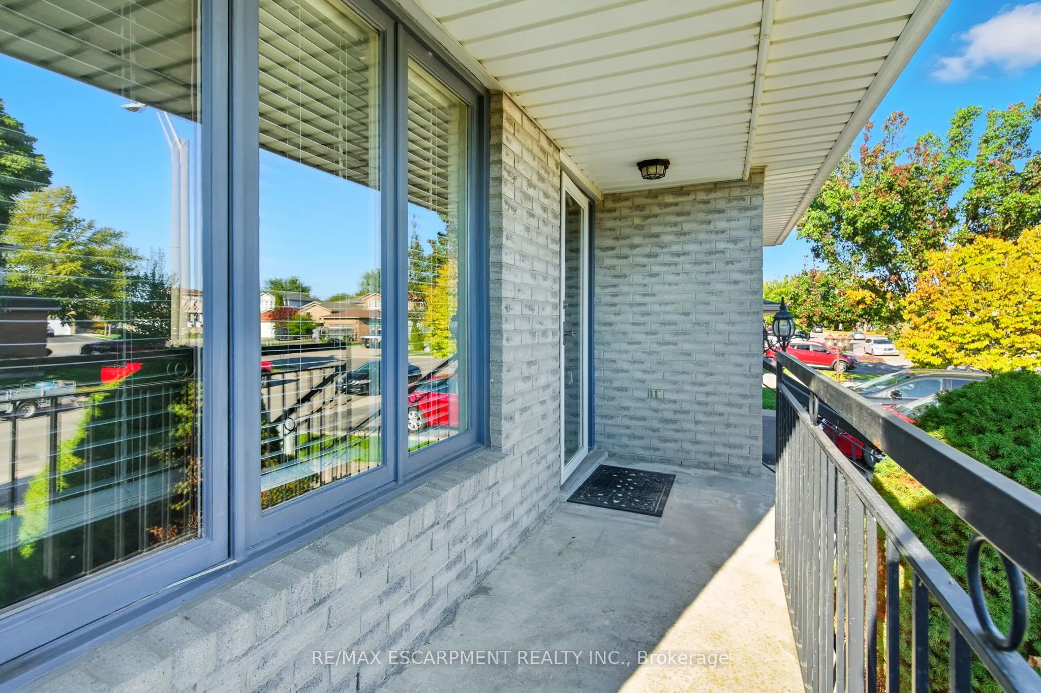 127 Beaverbrook Avenue