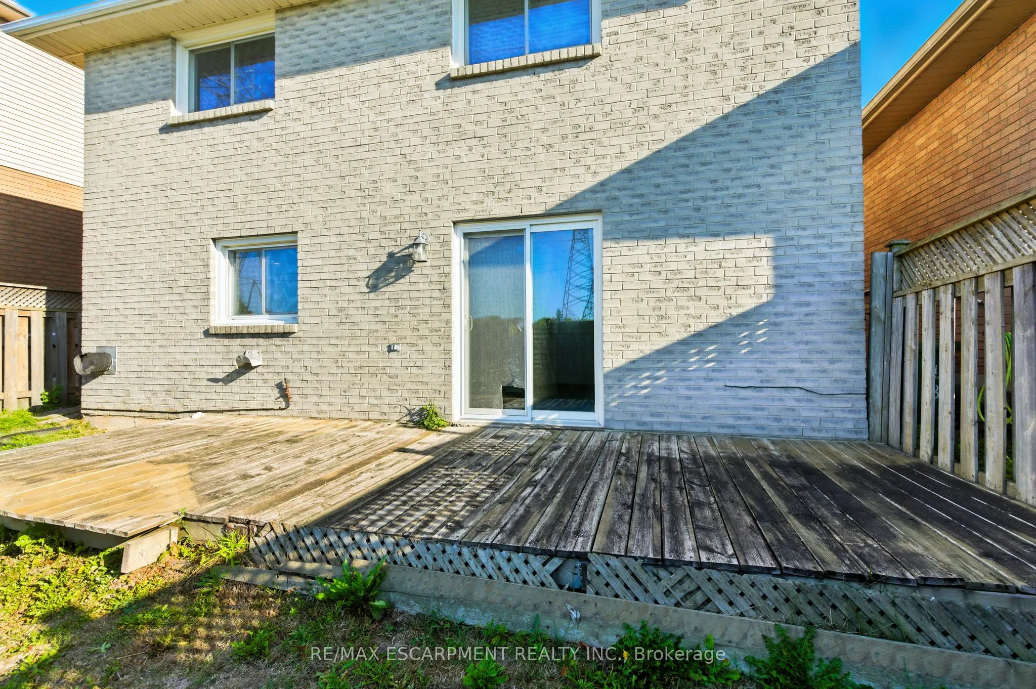 127 Beaverbrook Avenue
