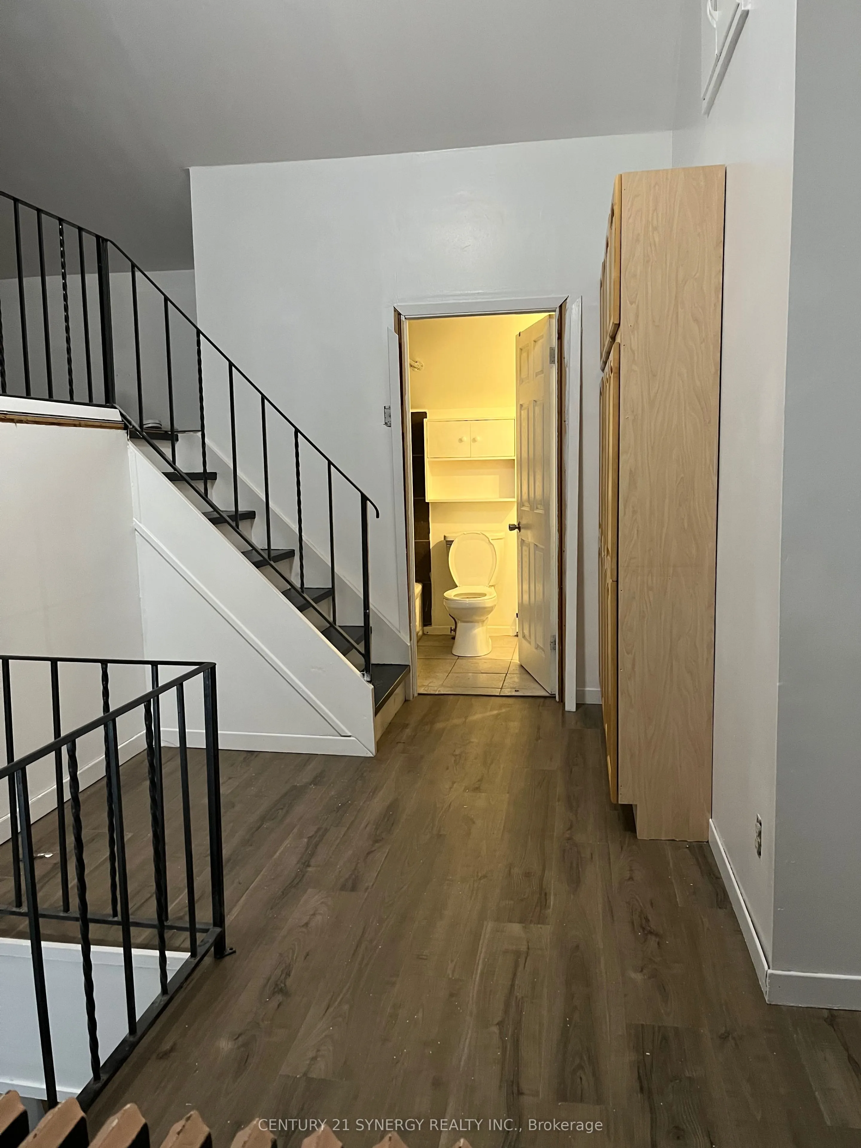180 River Road