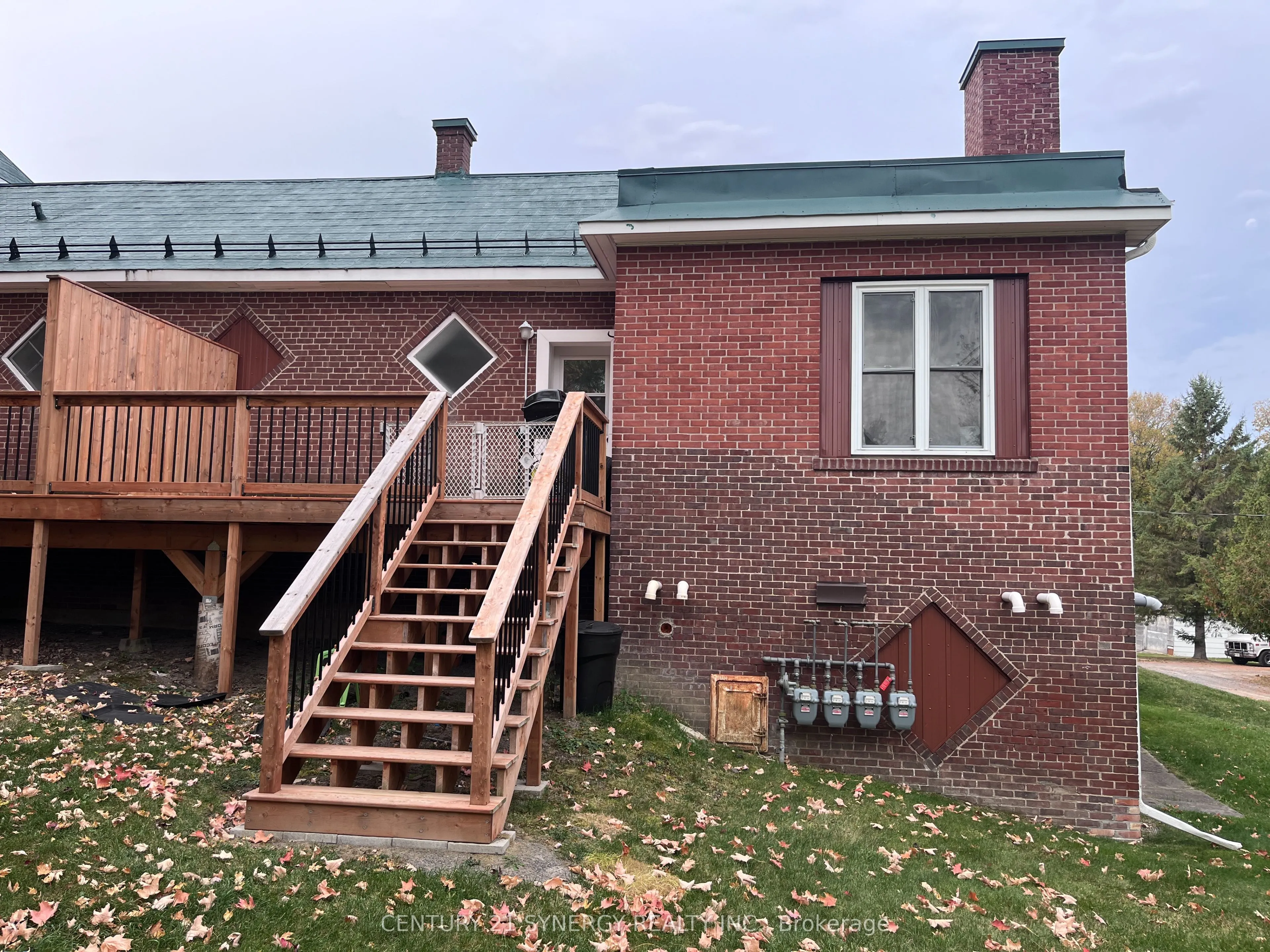 180 River Road