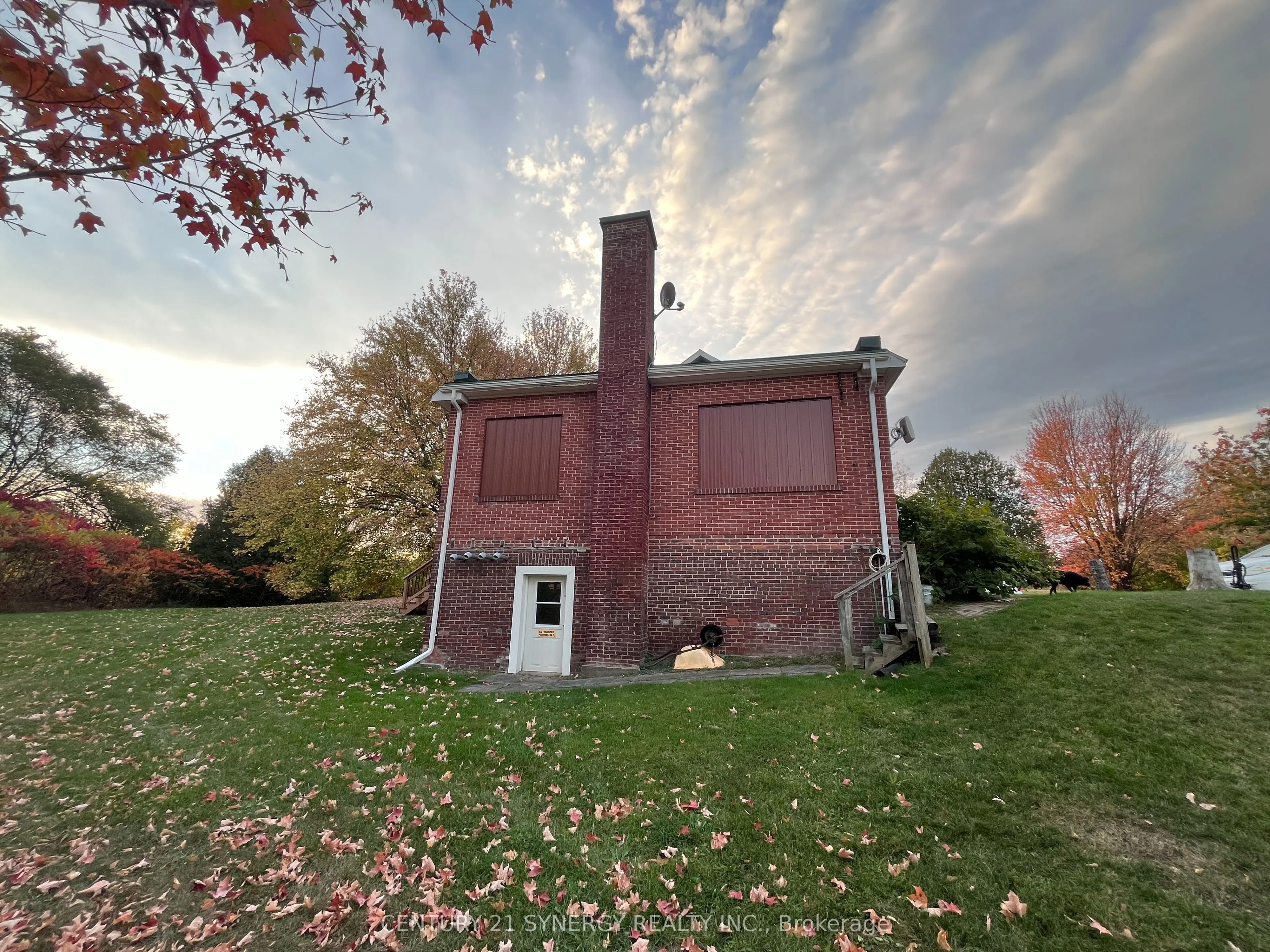 180 River Road