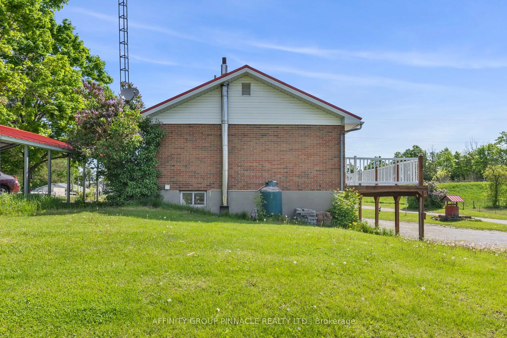 572 County Rd 8 Road
