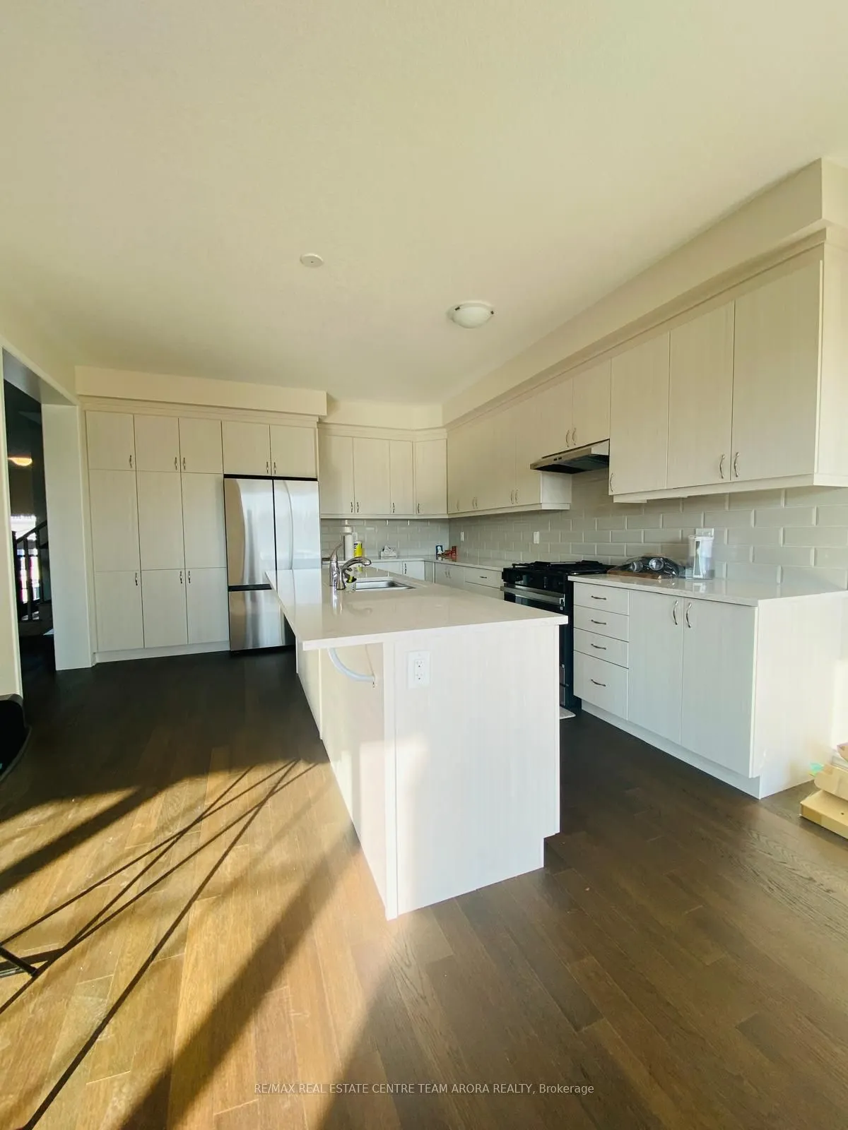 283 Rosenberg Way