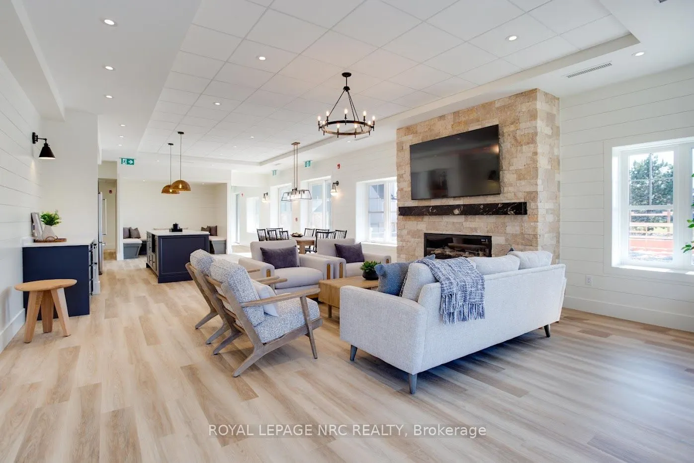 12 SHORES Lane, #B