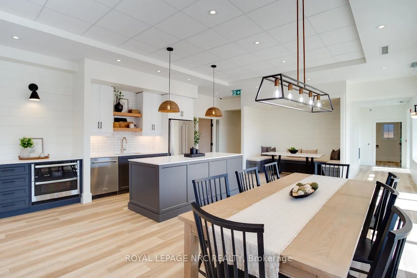 12 SHORES Lane, #B