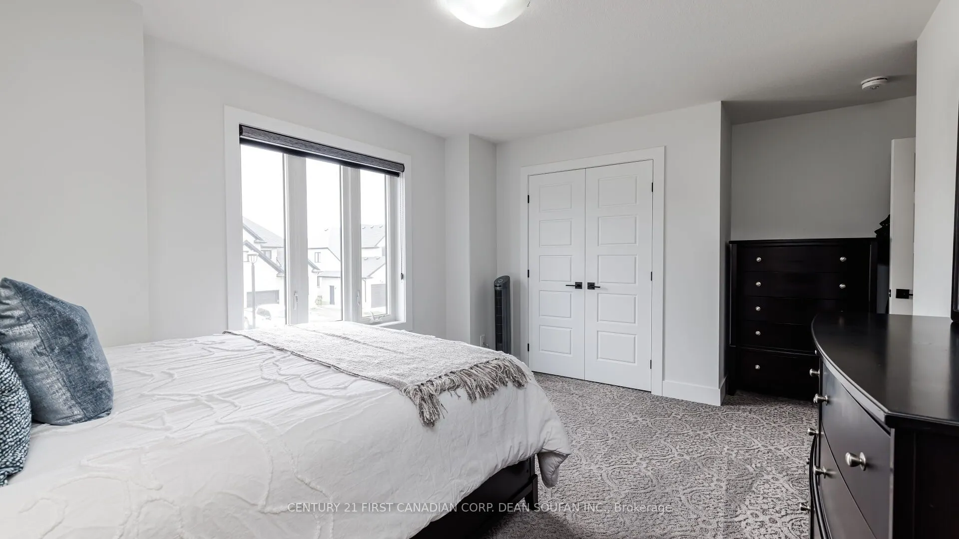 4079 Sugarmaple Crossing