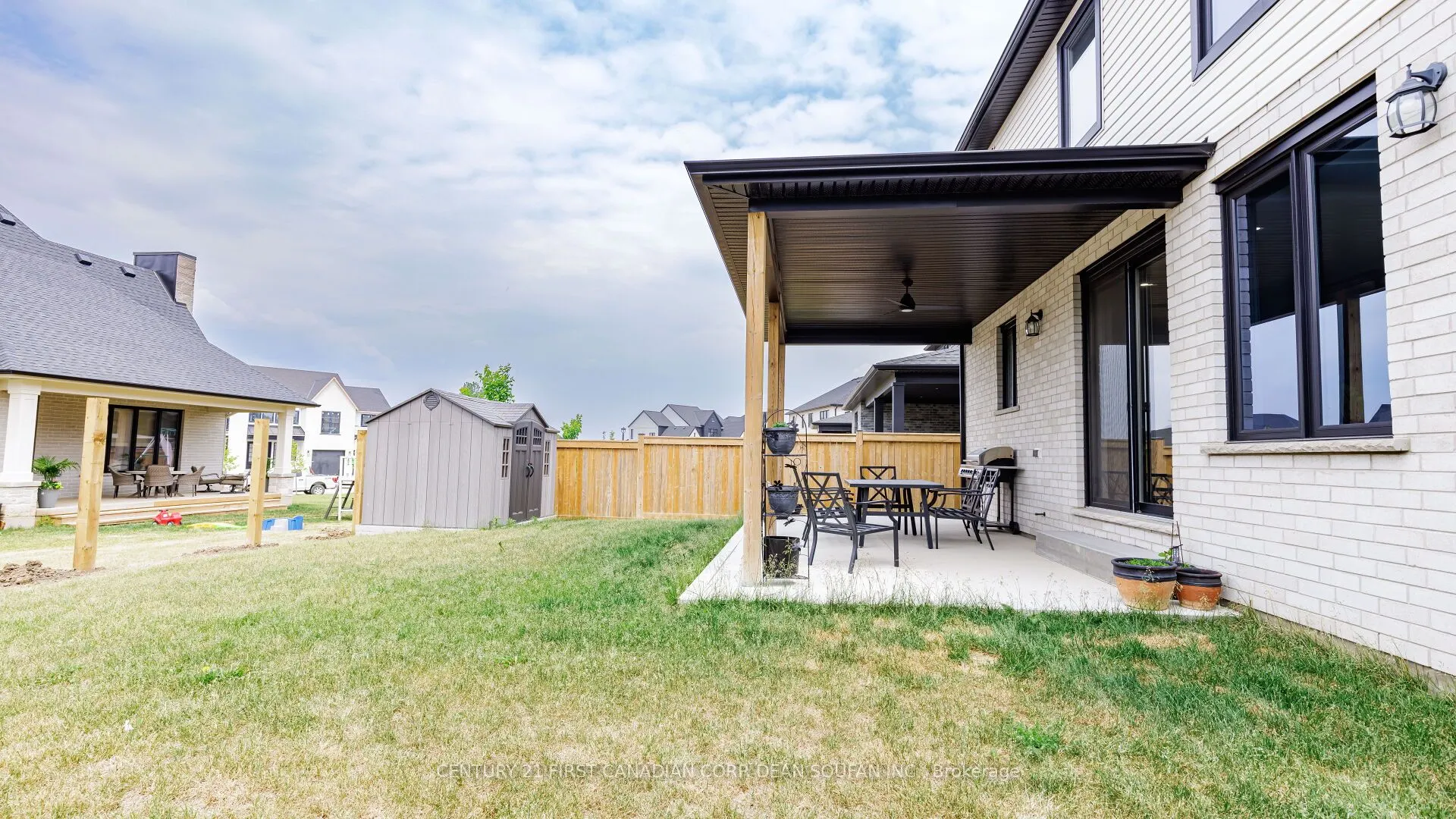 4079 Sugarmaple Crossing