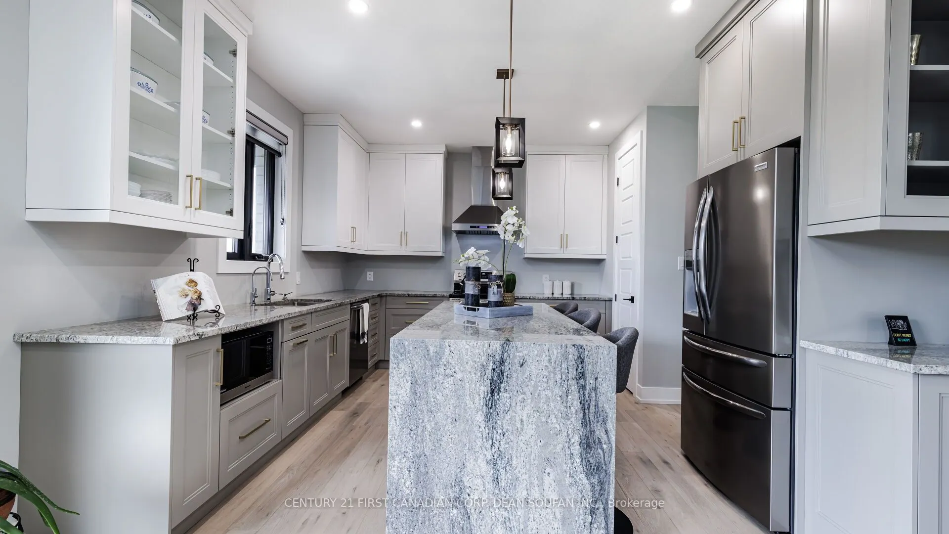 4079 Sugarmaple Crossing