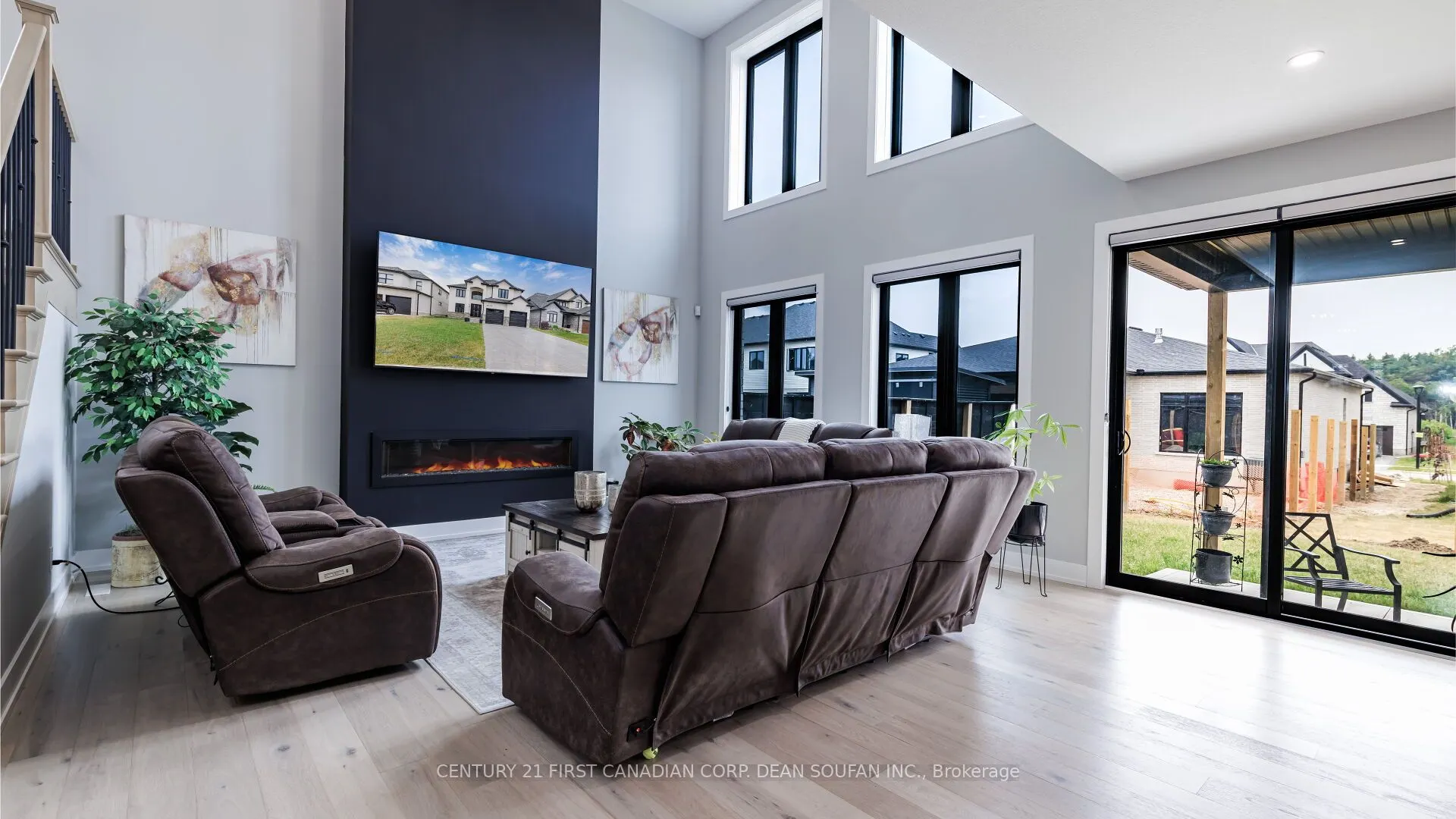4079 Sugarmaple Crossing