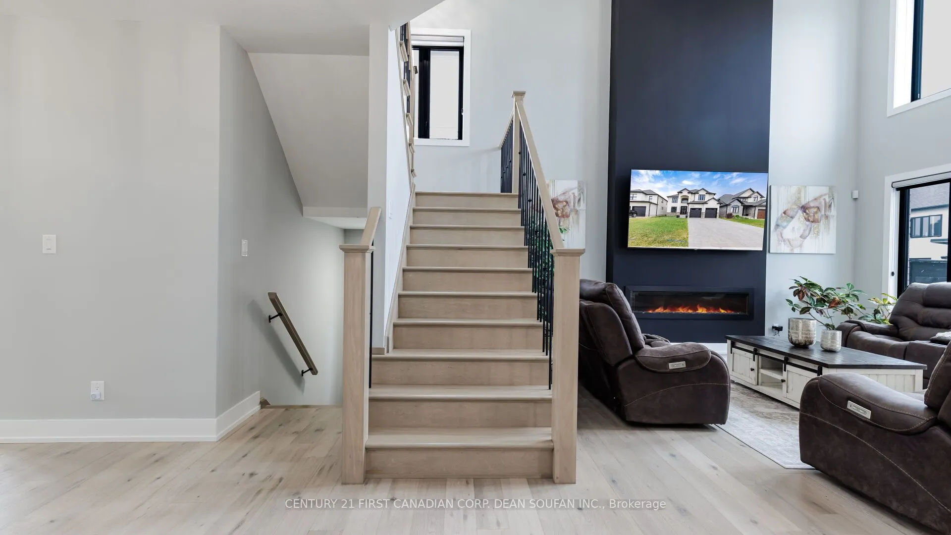 4079 Sugarmaple Crossing