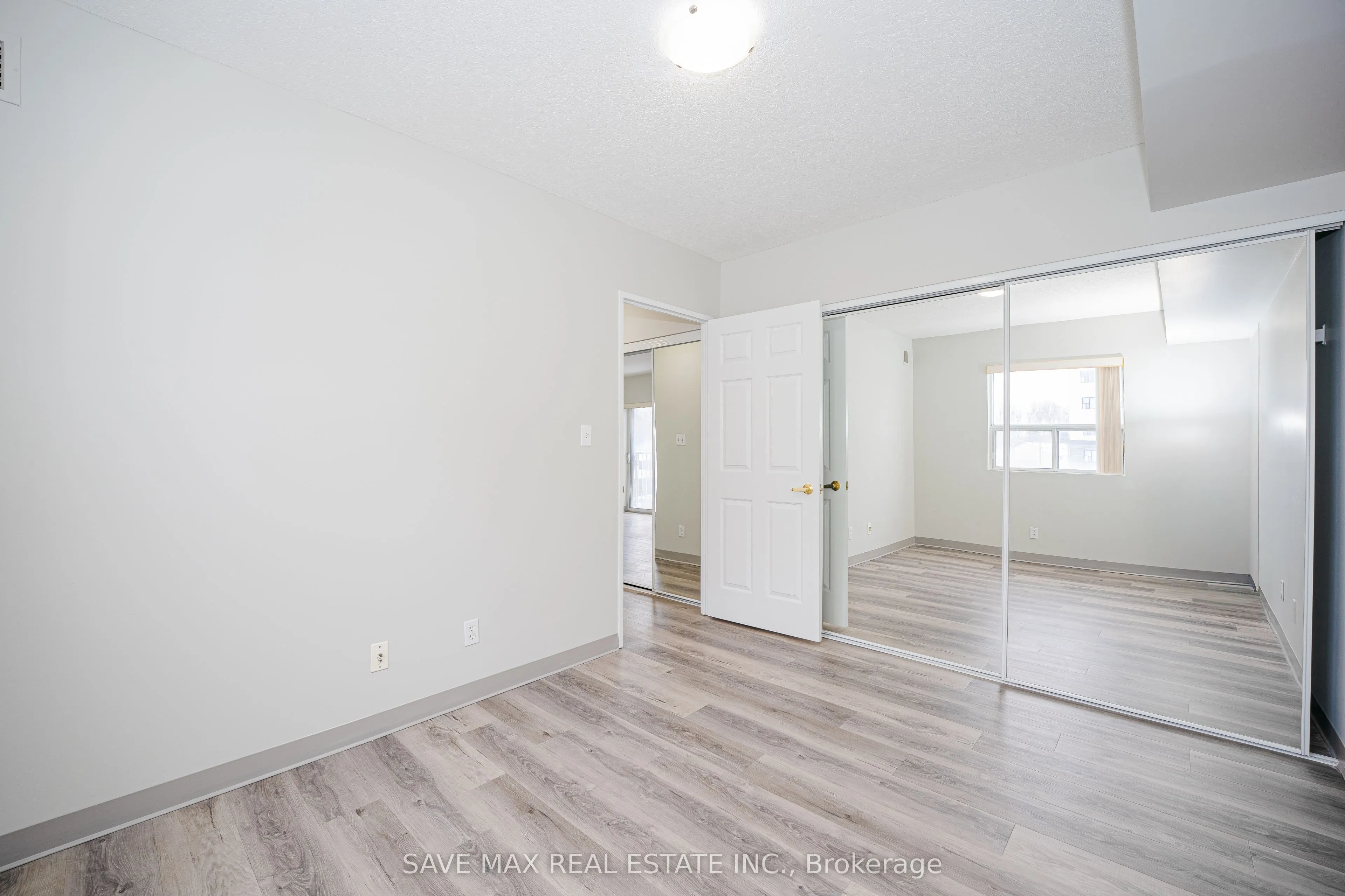 593 Strasburg Road, #108