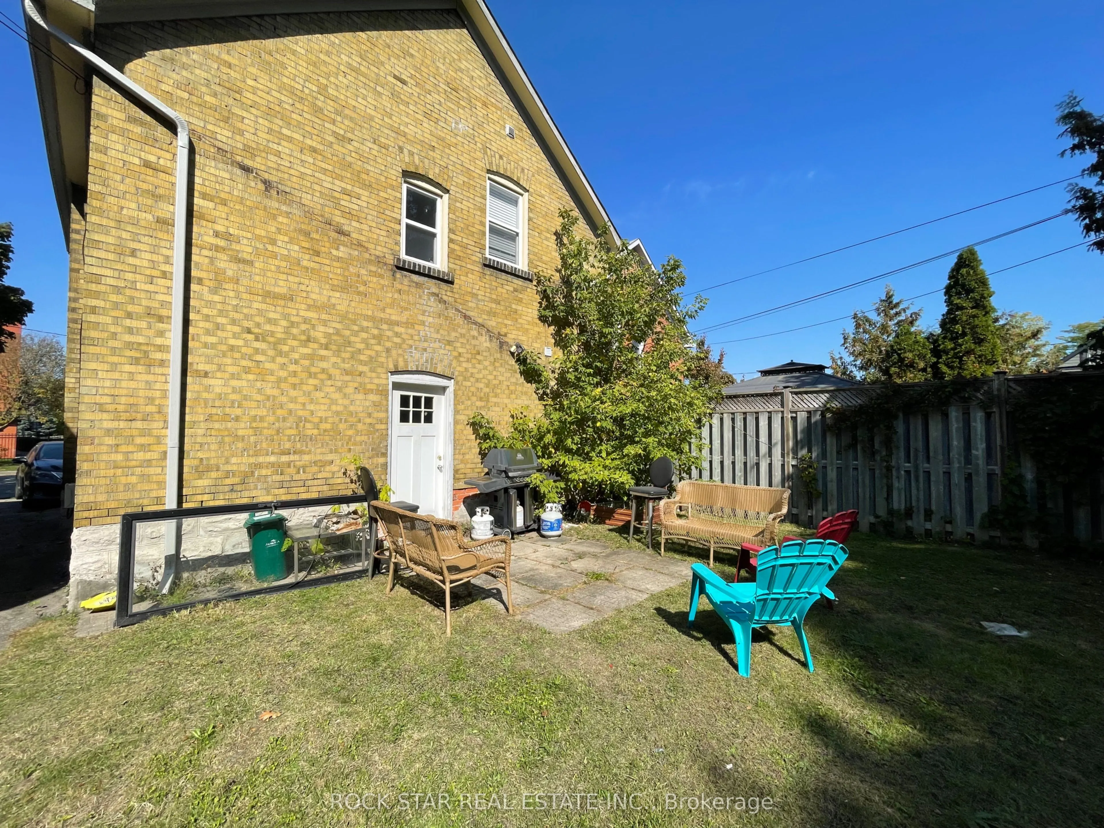 59 Laurel Street