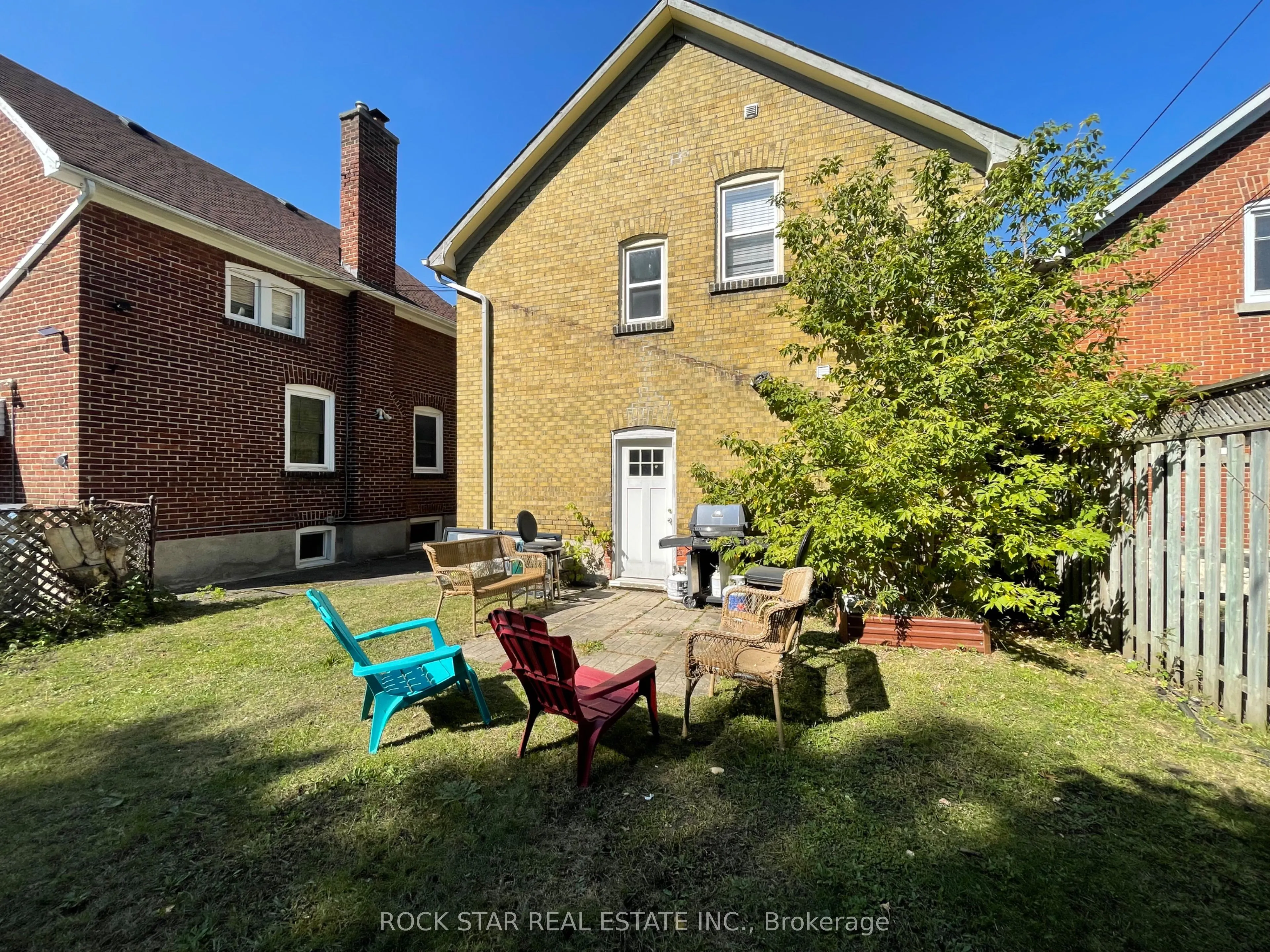 59 Laurel Street