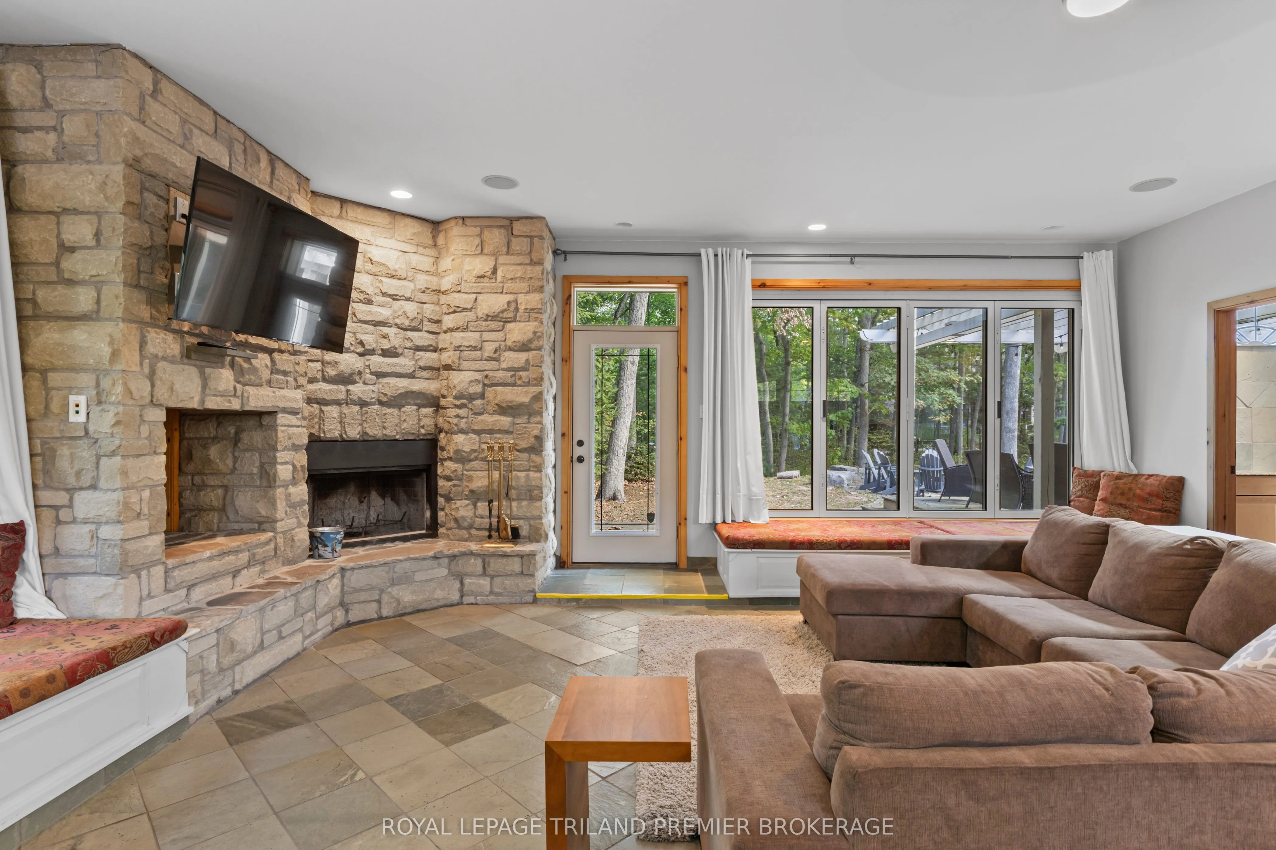 10300 Beach O'pines Road