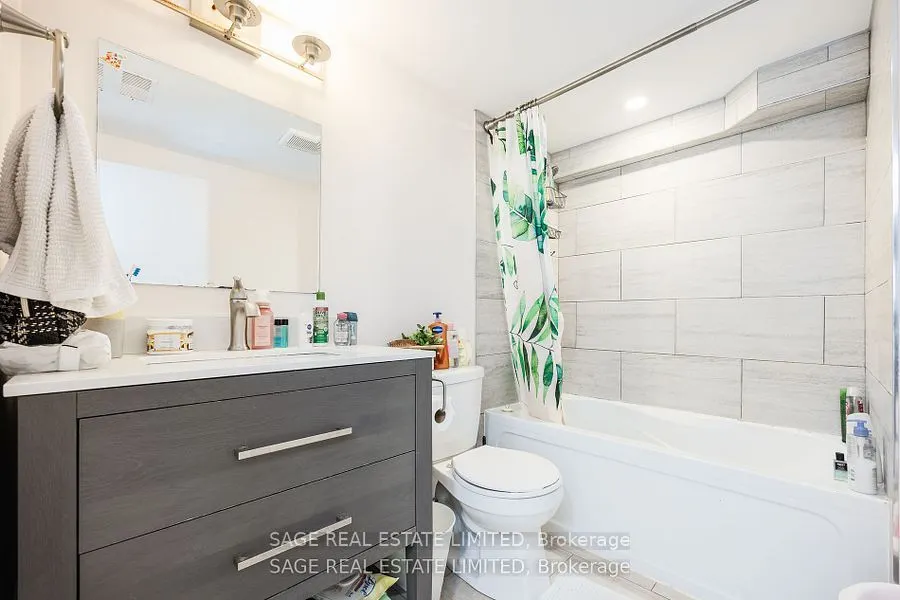 146 East 34th Street, #Lower Unit